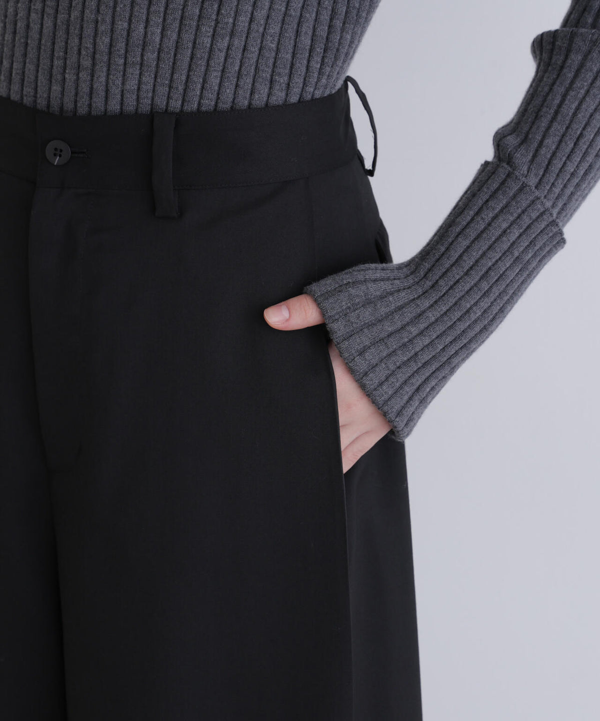 身長173cm B81 W61 H89 着用サイズ:1