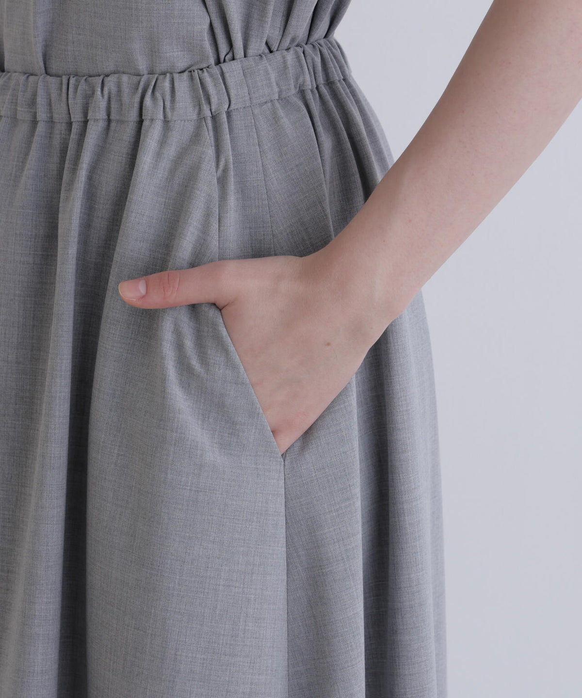 身長173cm B81 W61 H89 着用サイズ:1