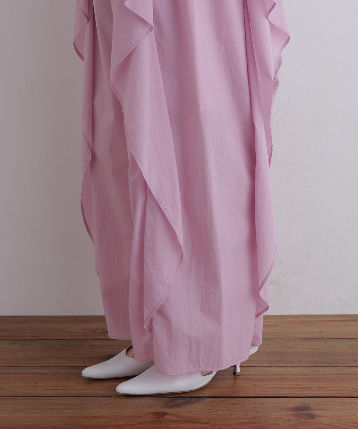 身長173cm B81 W61 H89