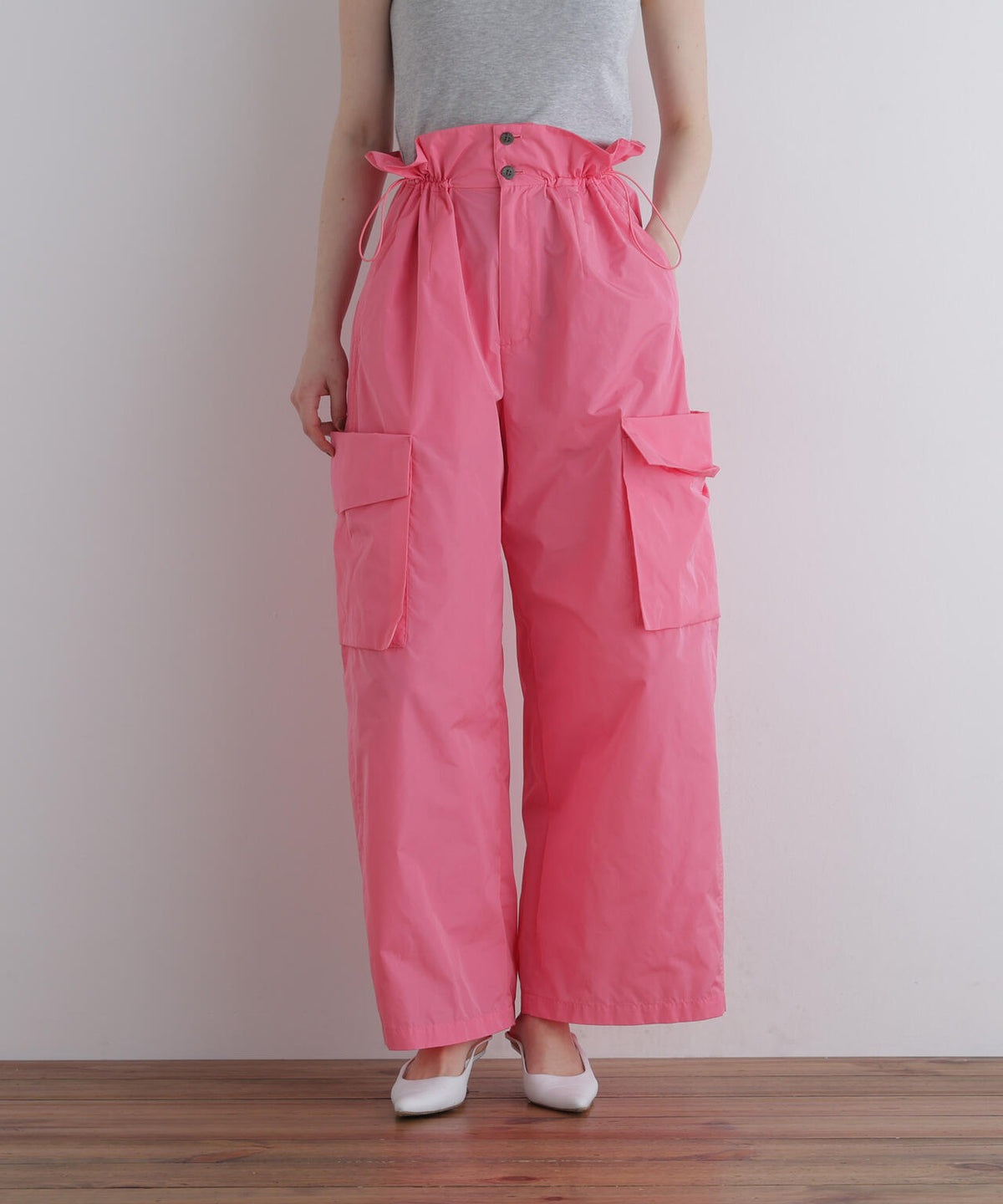 身長173cm B81 W61 H89 着用サイズ:F