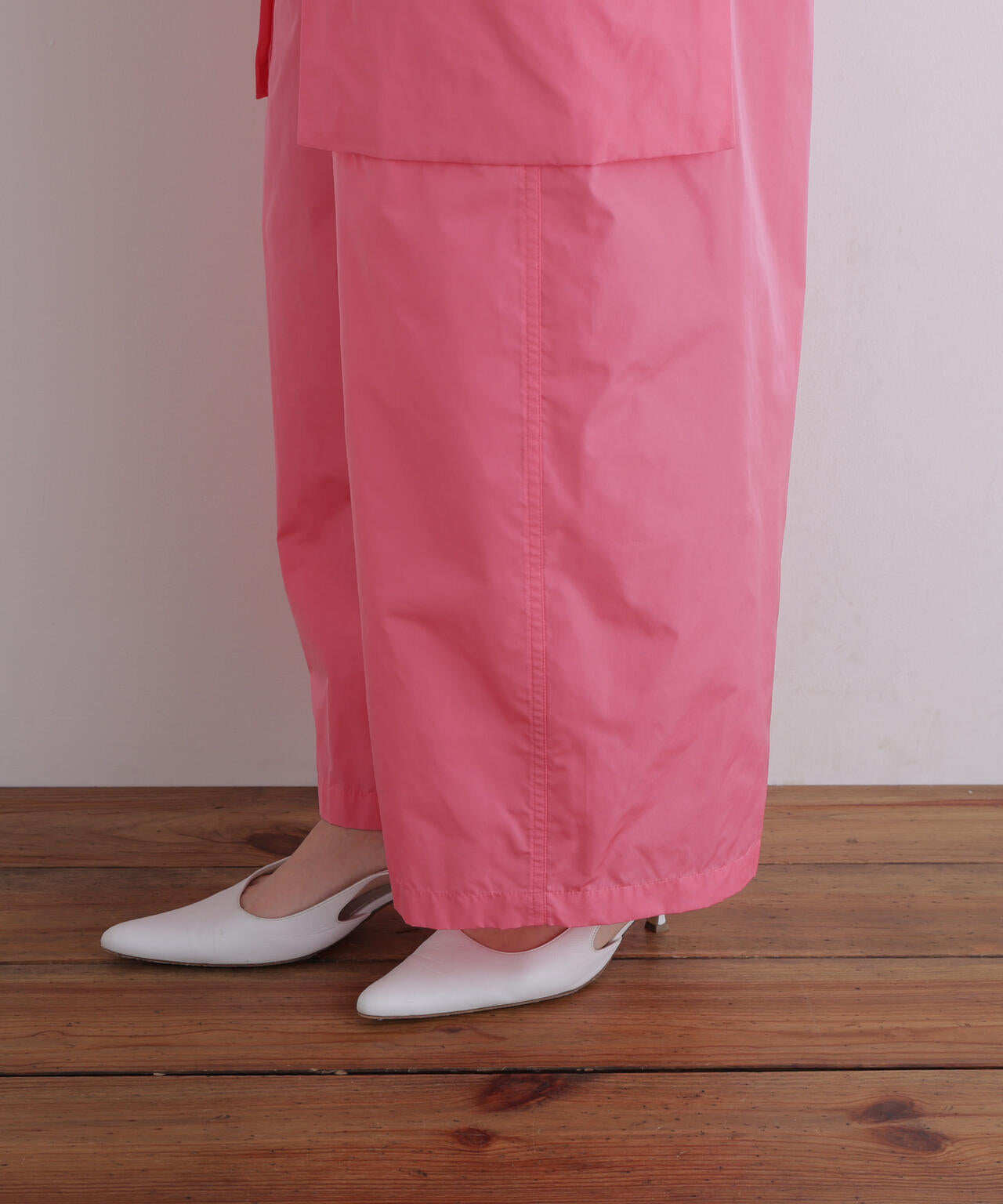 身長173cm B81 W61 H89 着用サイズ:F