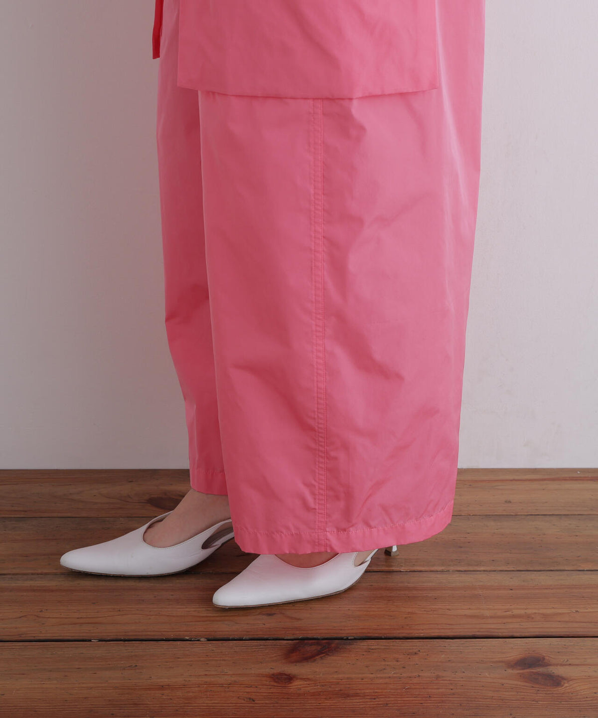 身長173cm B81 W61 H89 着用サイズ:F
