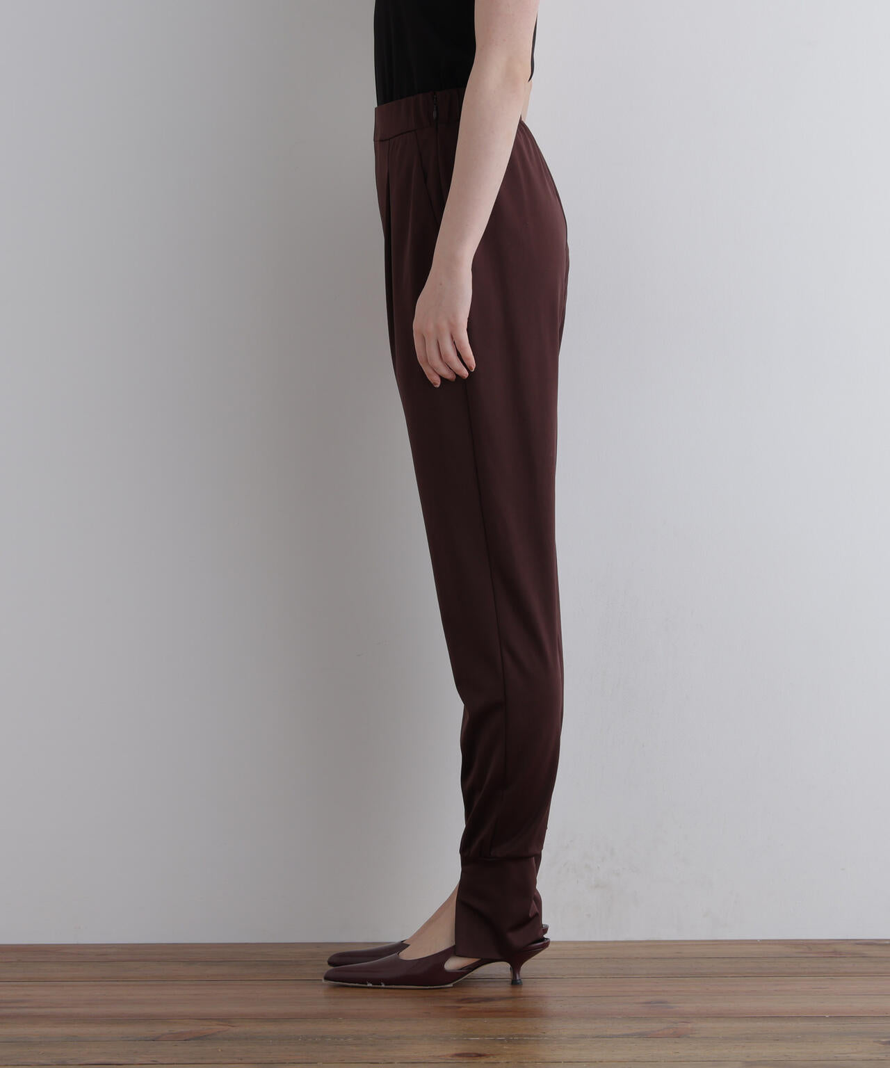 身長173cm B81 W61 H89 着用サイズ:1
