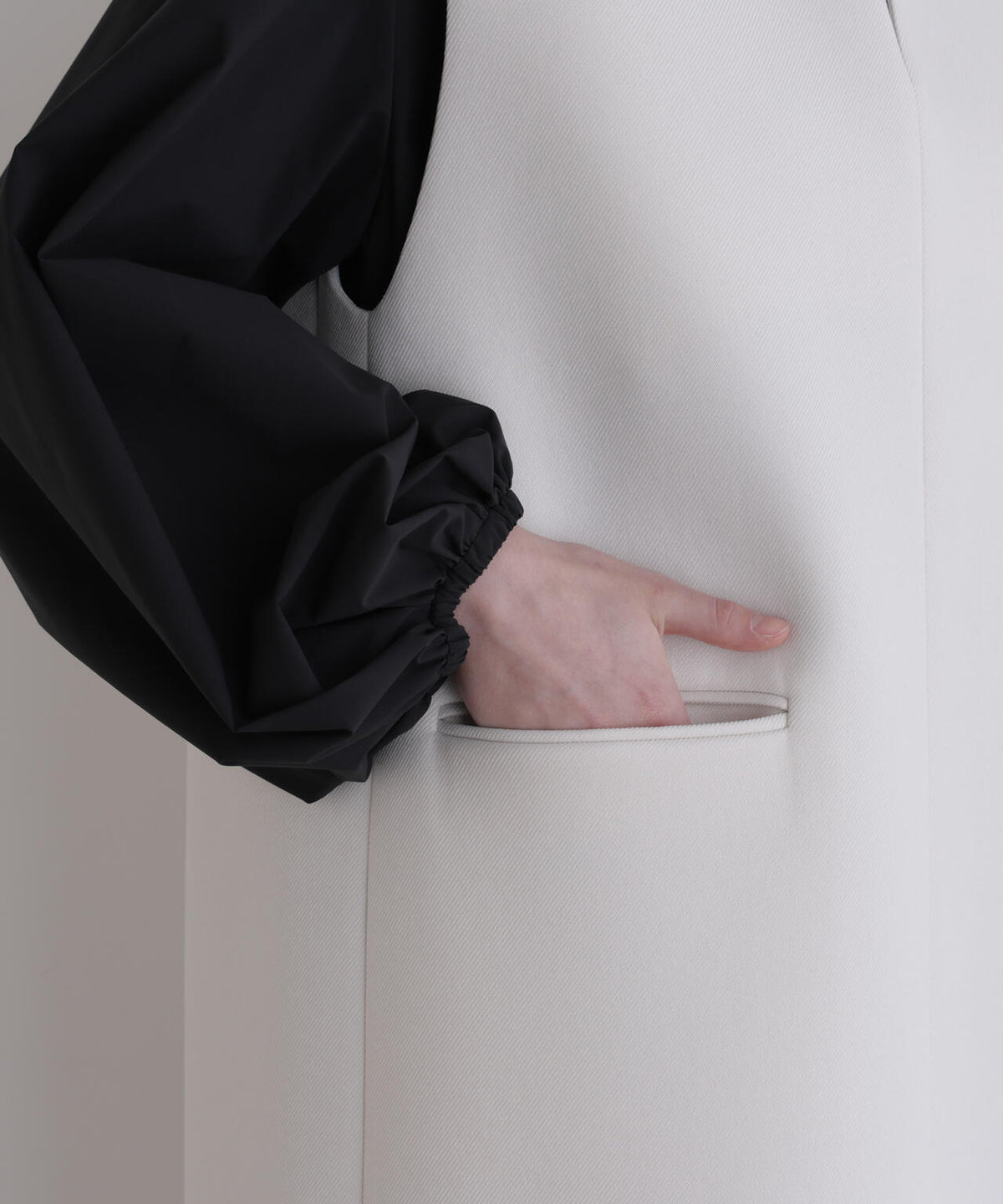 身長173cm B81 W61 H89 着用サイズ:1