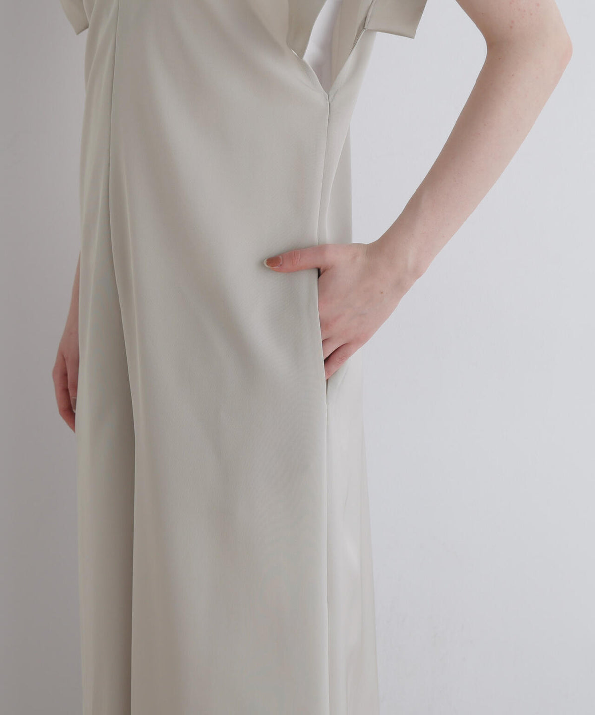 身長173cm B81 W61 H89 着用サイズ:1