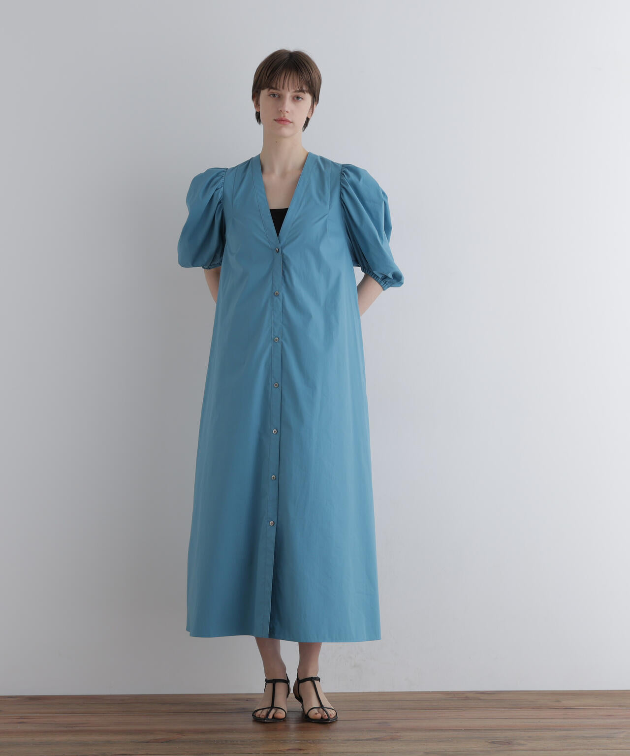 身長173cm B81 W61 H89 着用サイズ:1