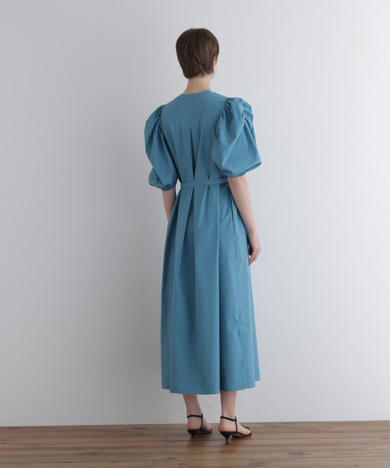 身長173cm B81 W61 H89 着用サイズ:1