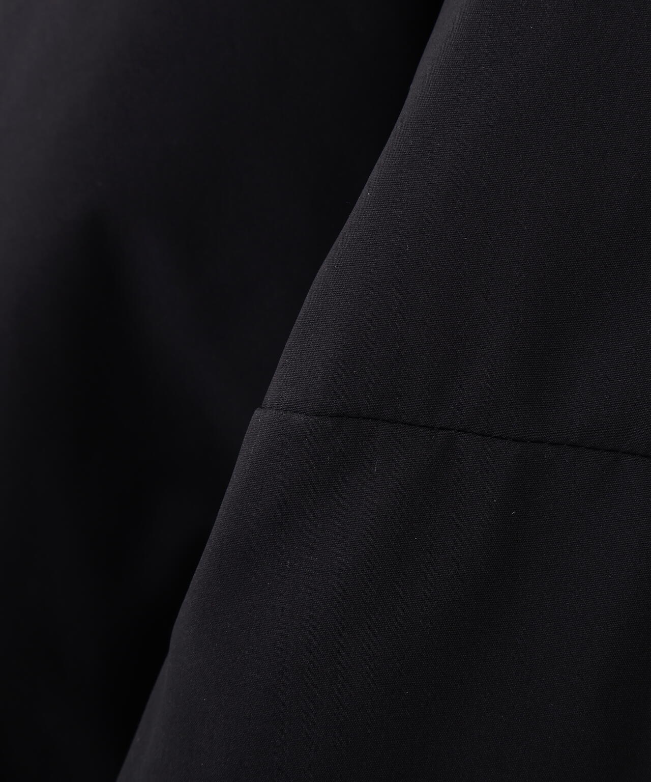 《LE PHIL SPORTS》ライトタフタショートダウン