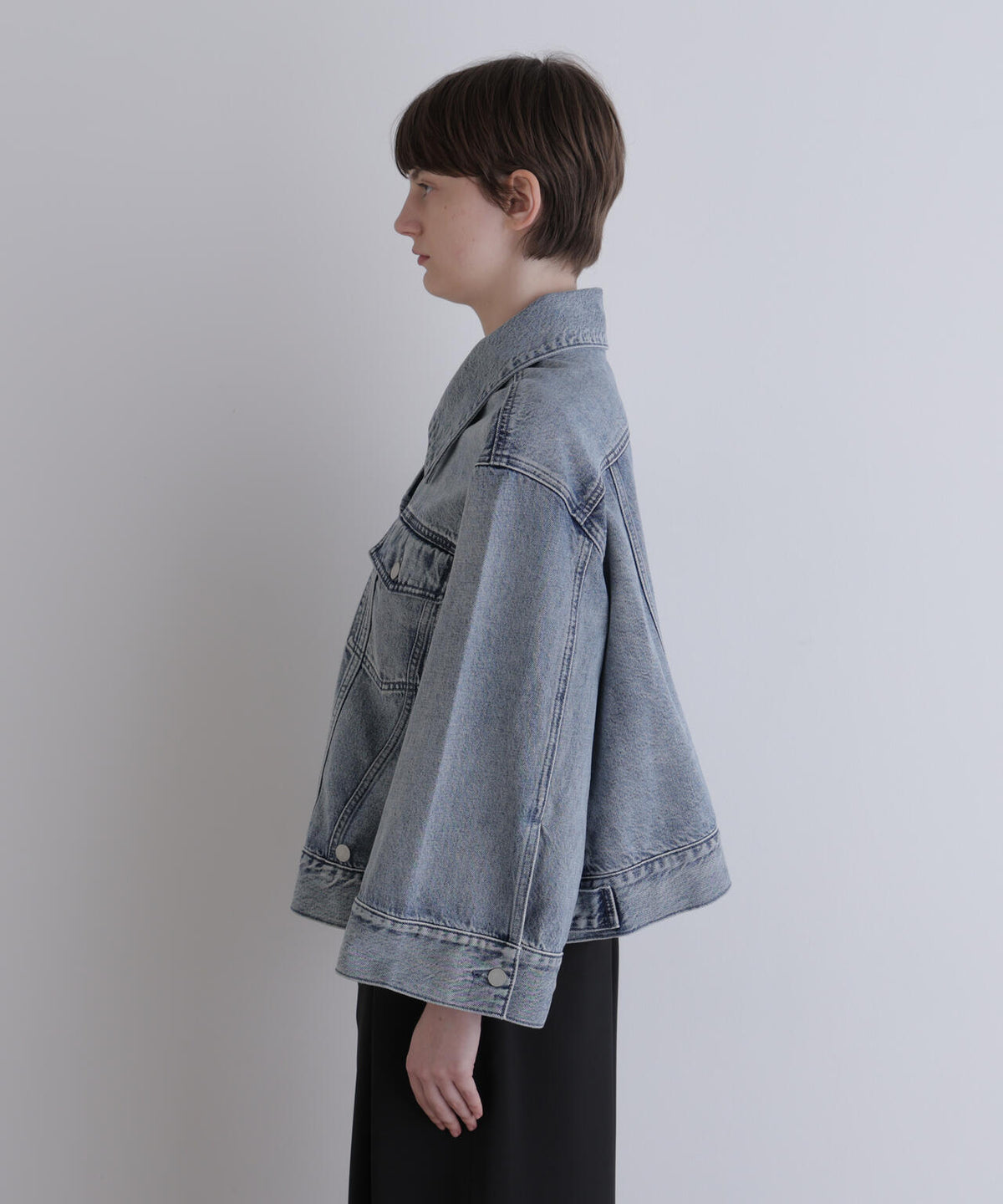 身長173cm B81 W61 H89 着用サイズ:F