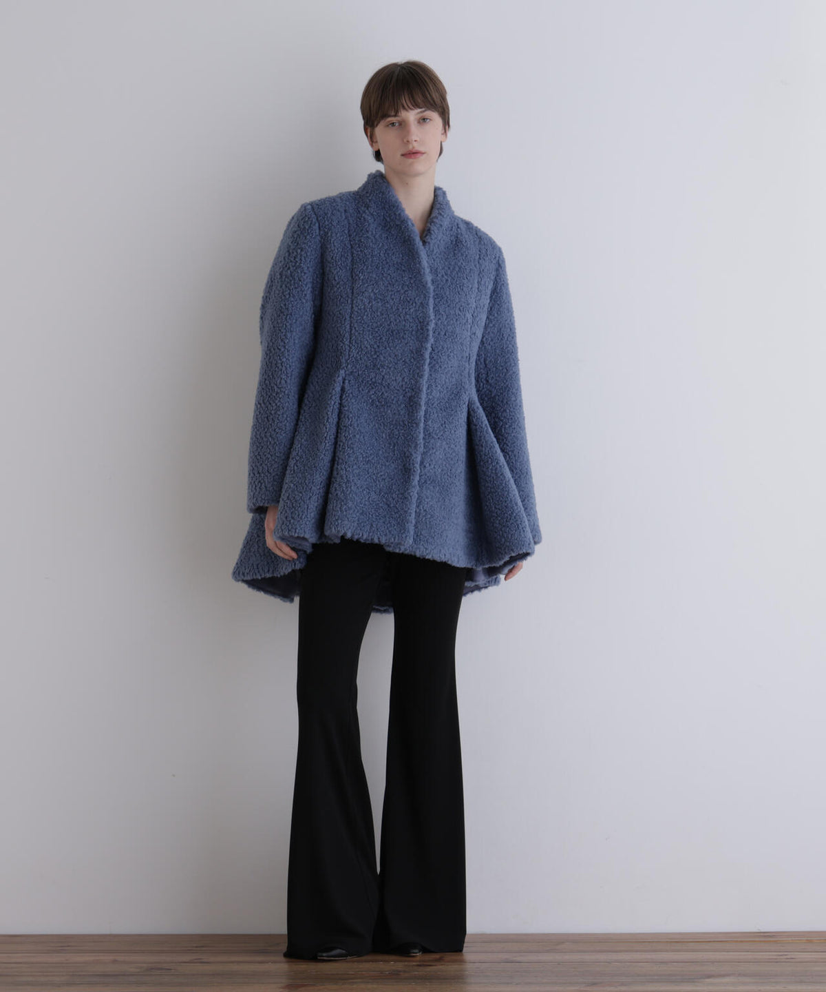 身長173cm B81 W61 H89 着用サイズ:F