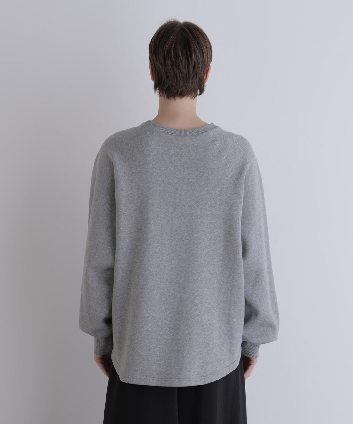 身長173cm B81 W61 H89 着用サイズ:F