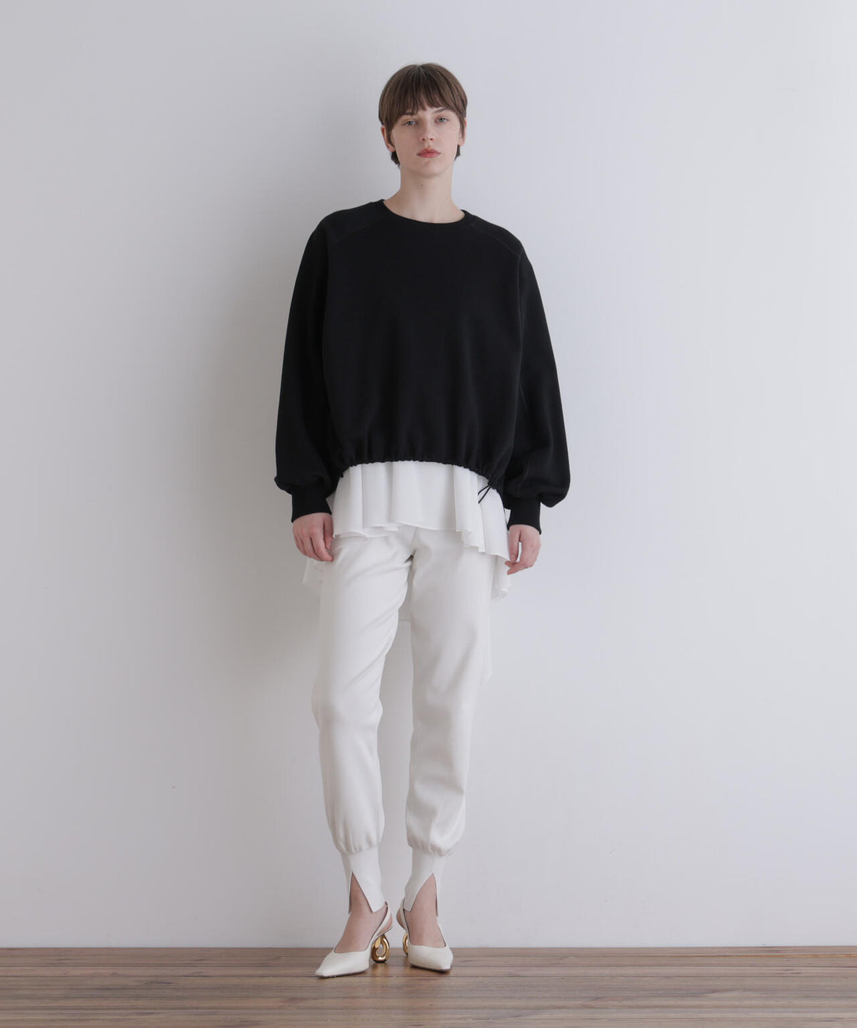 身長173cm B81 W61 H89 着用サイズ:F