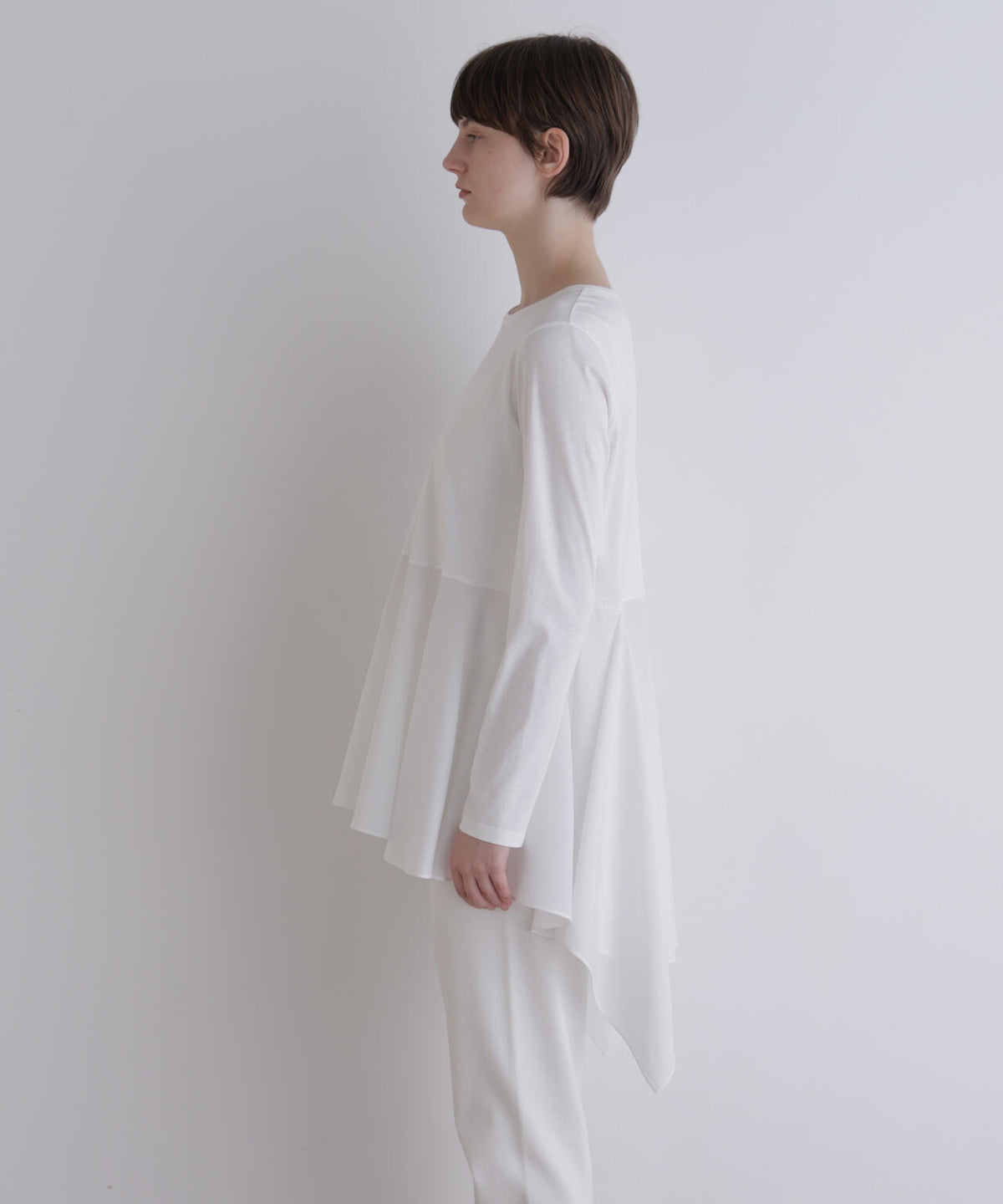 身長173cm B81 W61 H89 着用サイズ:F