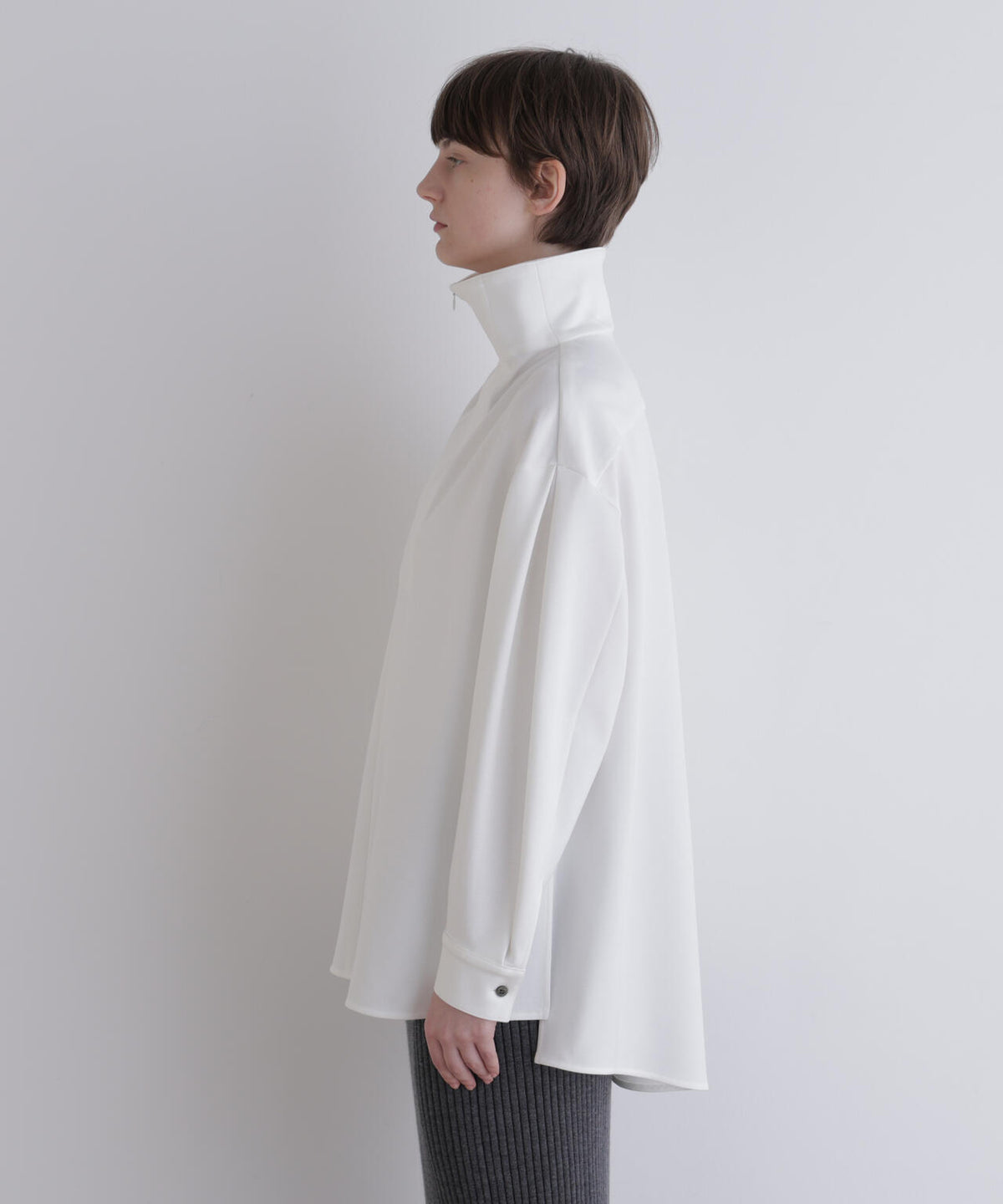 身長173cm B81 W61 H89