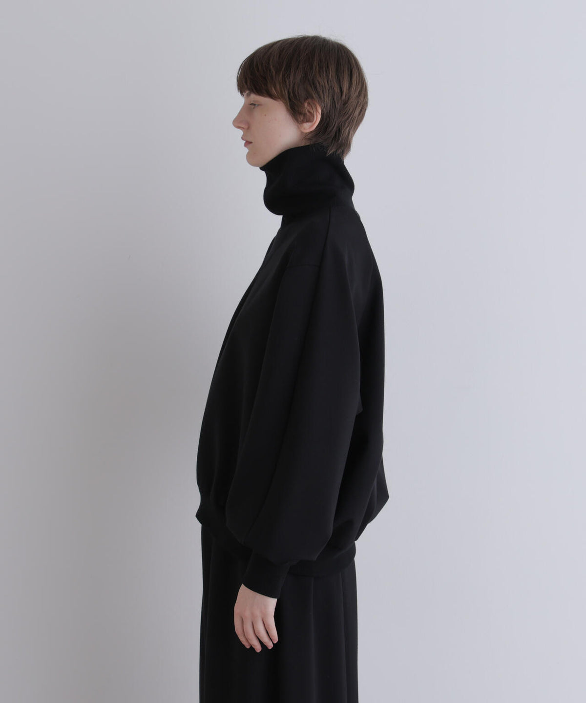 身長173cm B81 W61 H89 着用サイズ:F