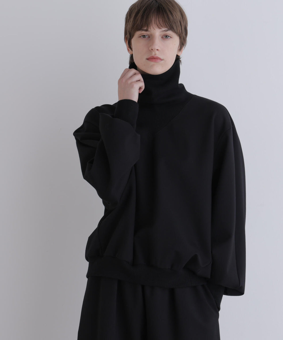 身長173cm B81 W61 H89 着用サイズ:F