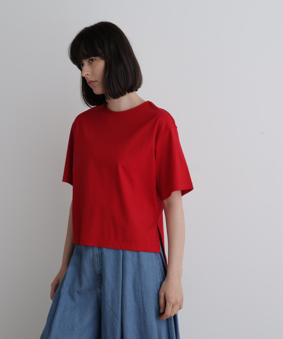 身長178cm B83 W60 H90 着用サイズ:F