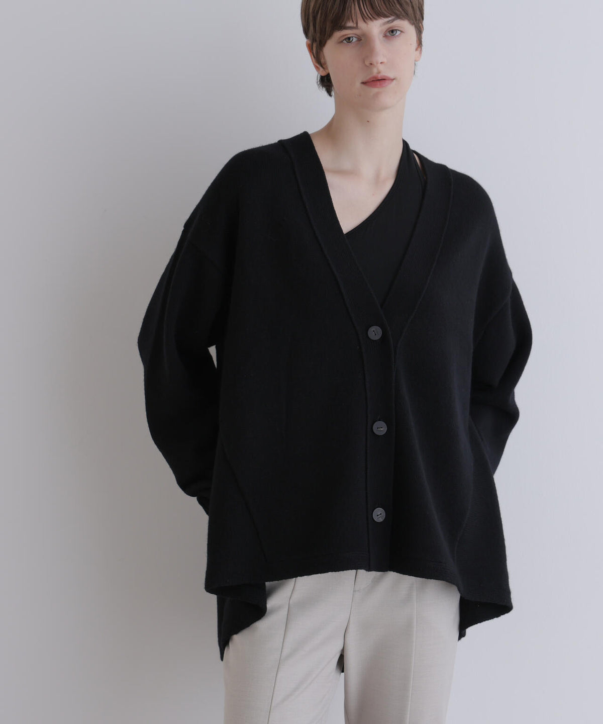 身長173cm B81 W61 H89 着用サイズ:F