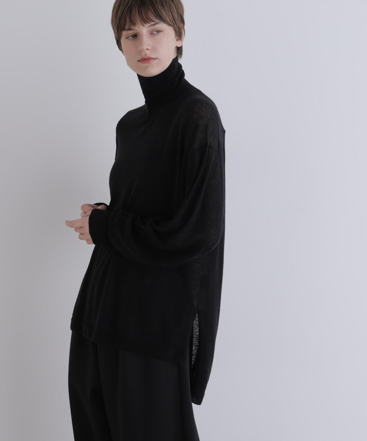 身長173cm B81 W61 H89 着用サイズ:F
