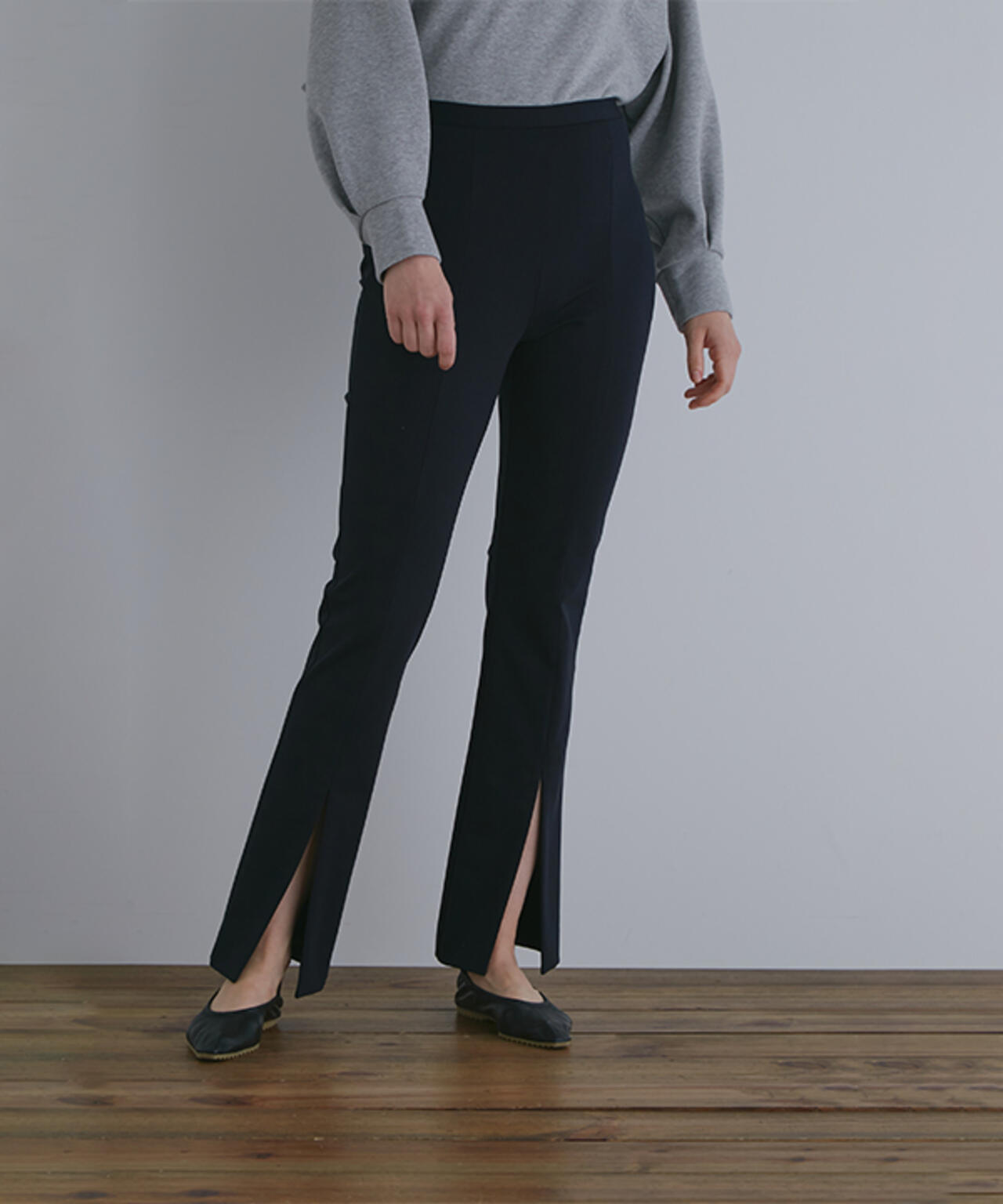 【EC限定】ハイストレッチフロンスリットパンツ(+5cm丈)