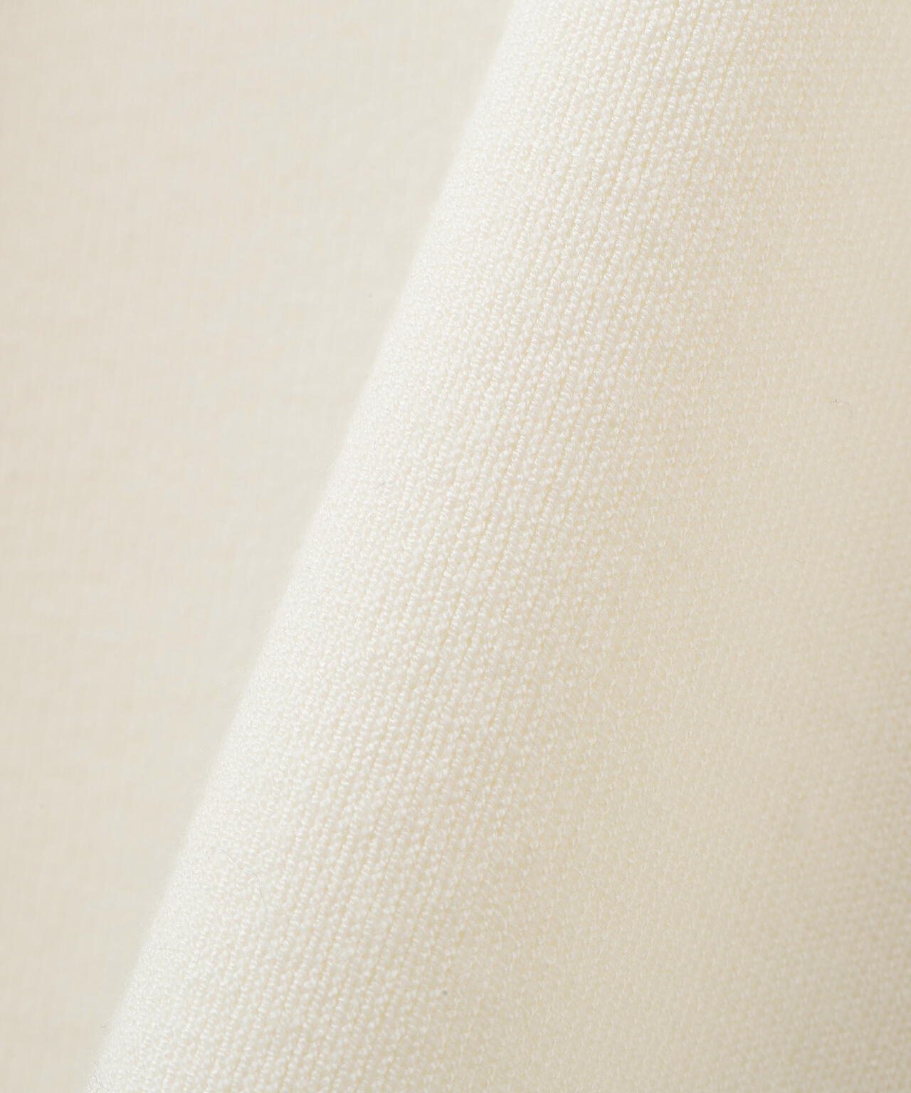 オーバーサイズプルオーバーニット