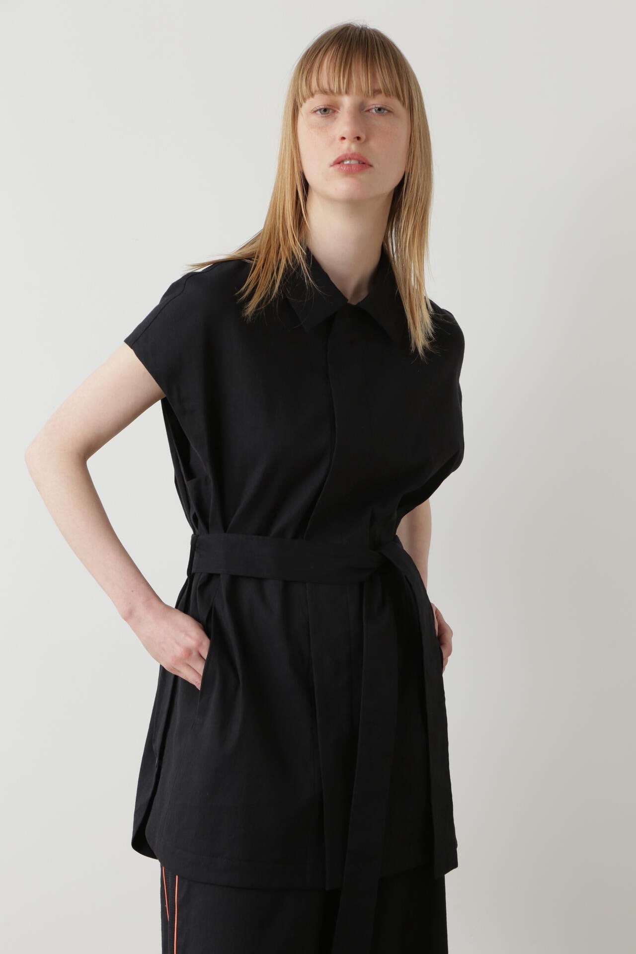 【TV着用】 Belted Sleeveless Jacket
