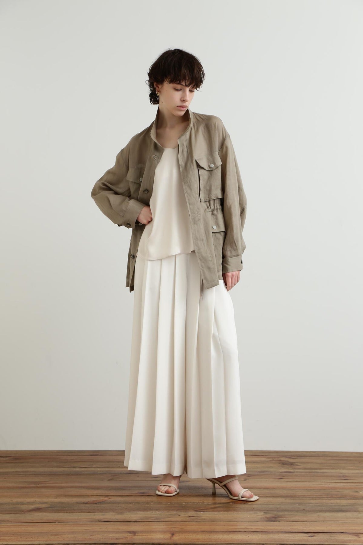 Tuck Pleated Wide Pants