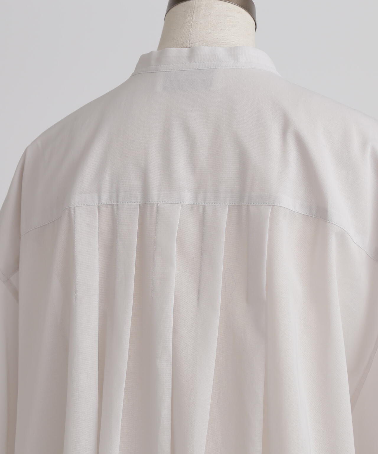 Tuck Sleeve Shirt