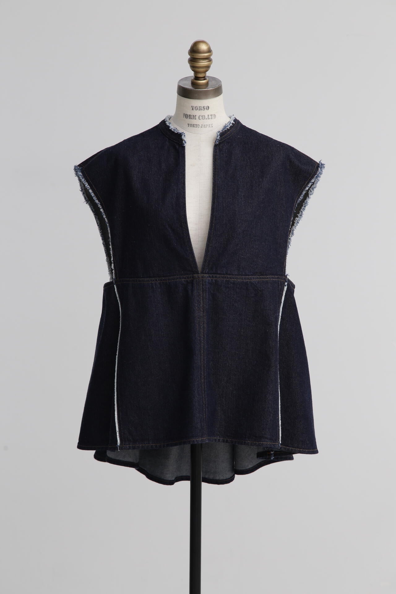 f0a65e99-5f65-56b8-adc8-545db561da6a_Image