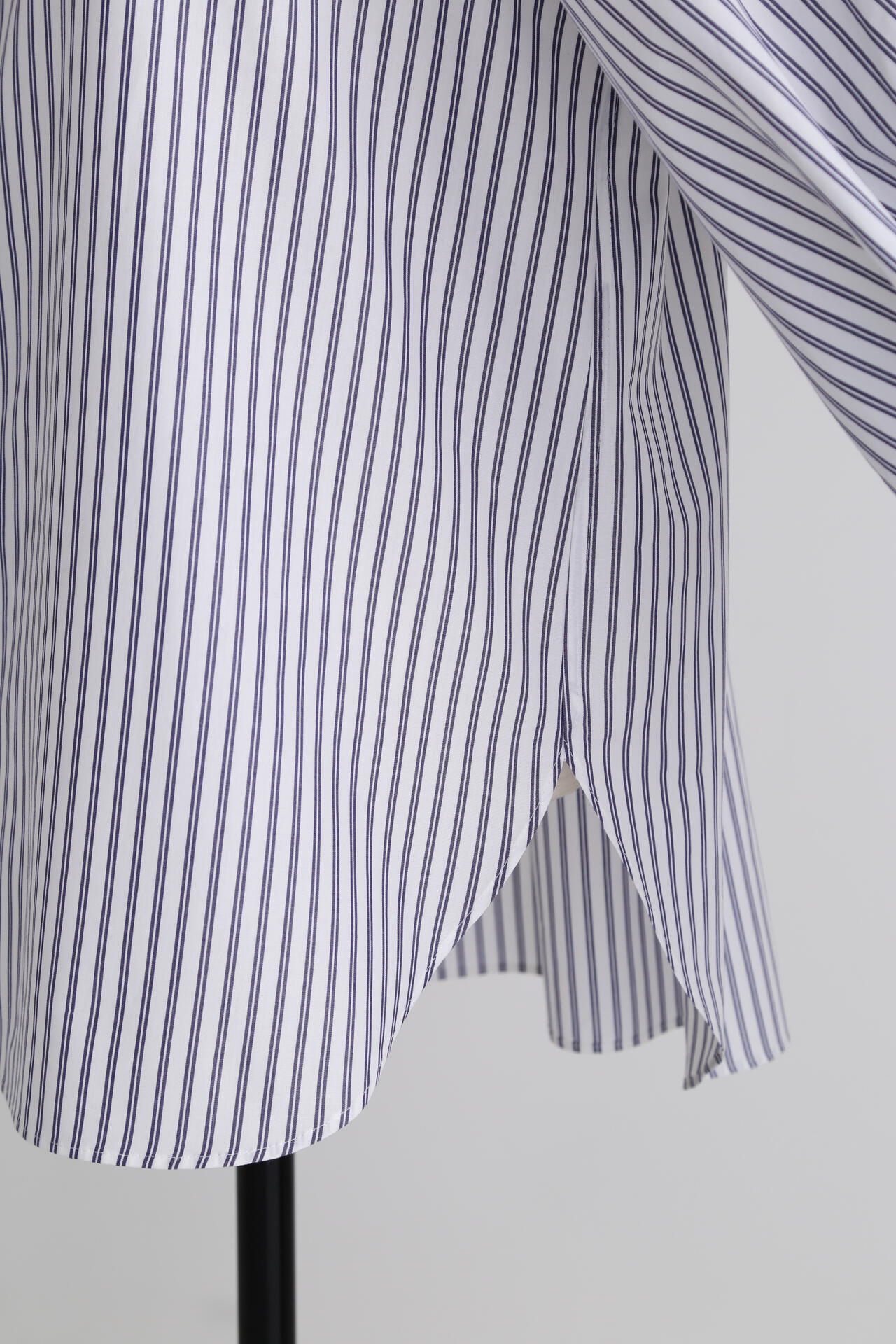 Volume Sleeve Blouse