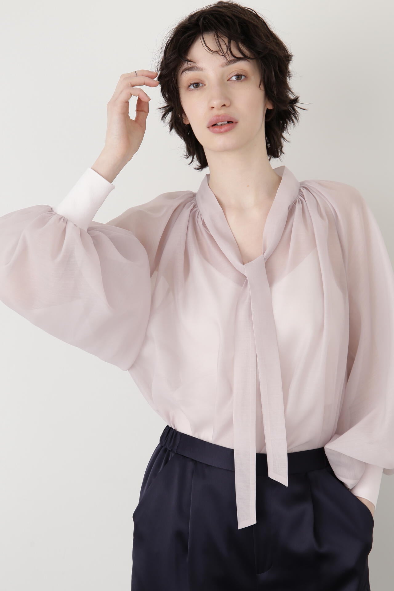 【TV着用】Sheer Bowtie Blouse
