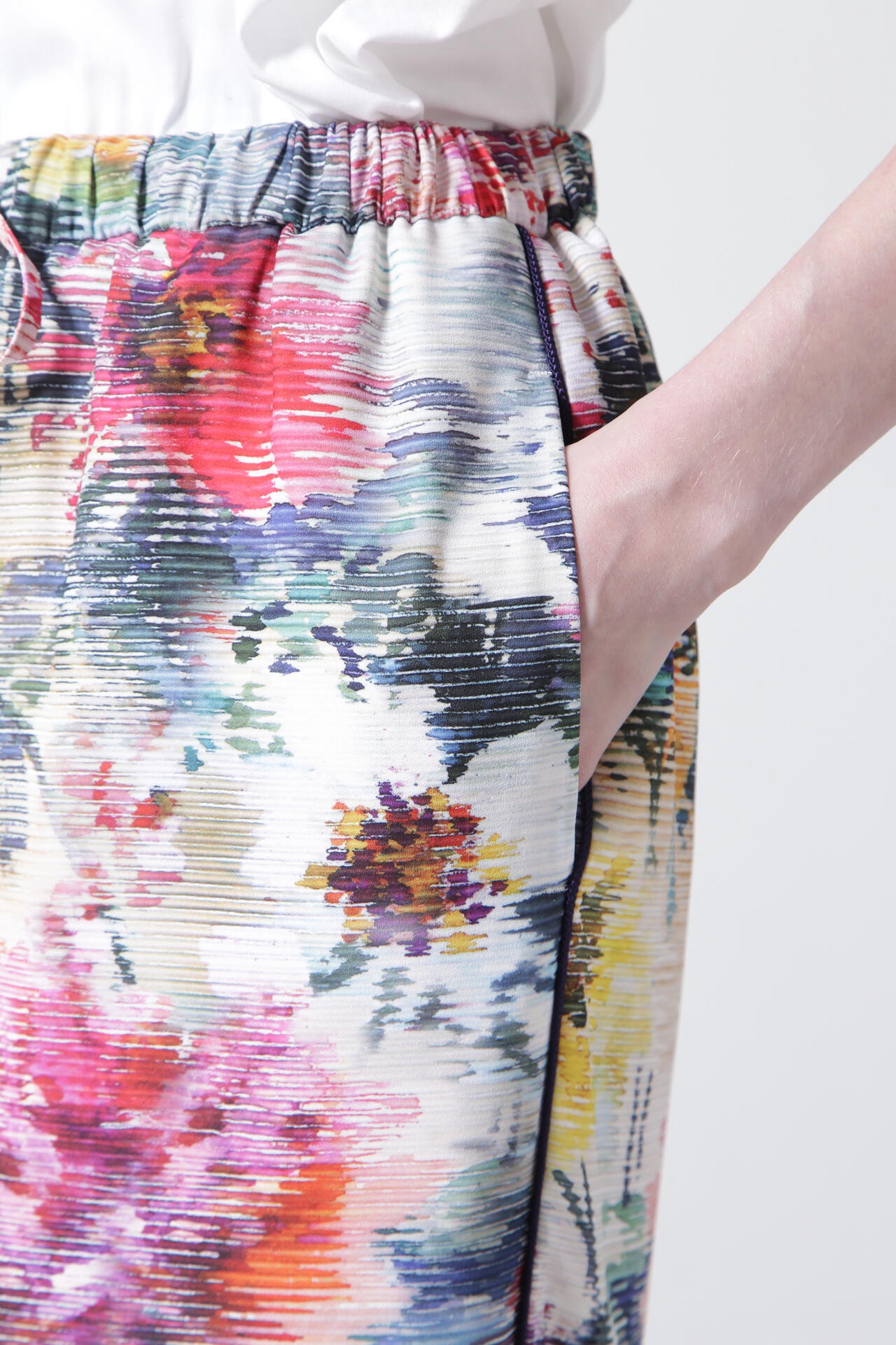 【TV着用】Printed Flower Easy Pants