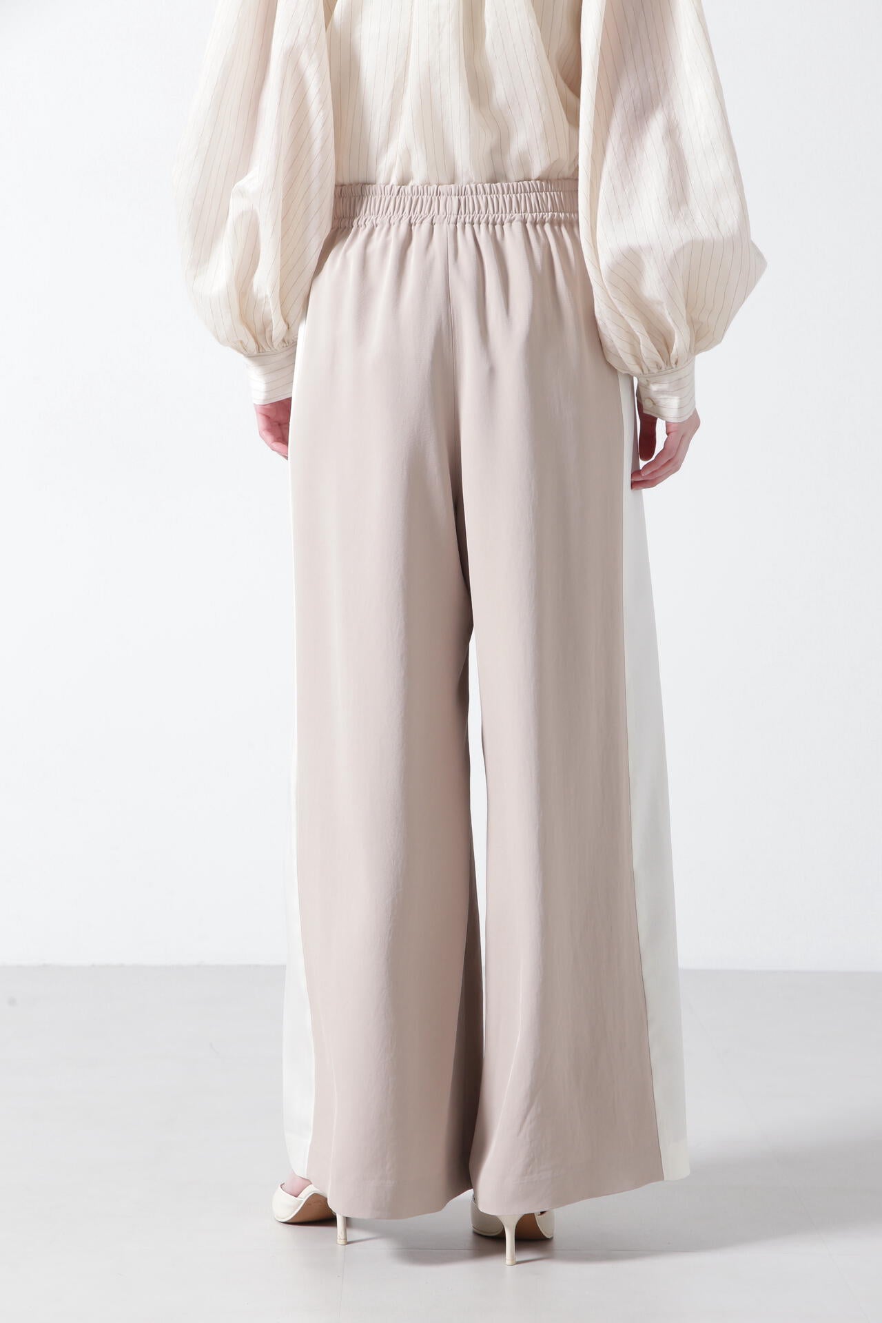 Side Line Wide Pants