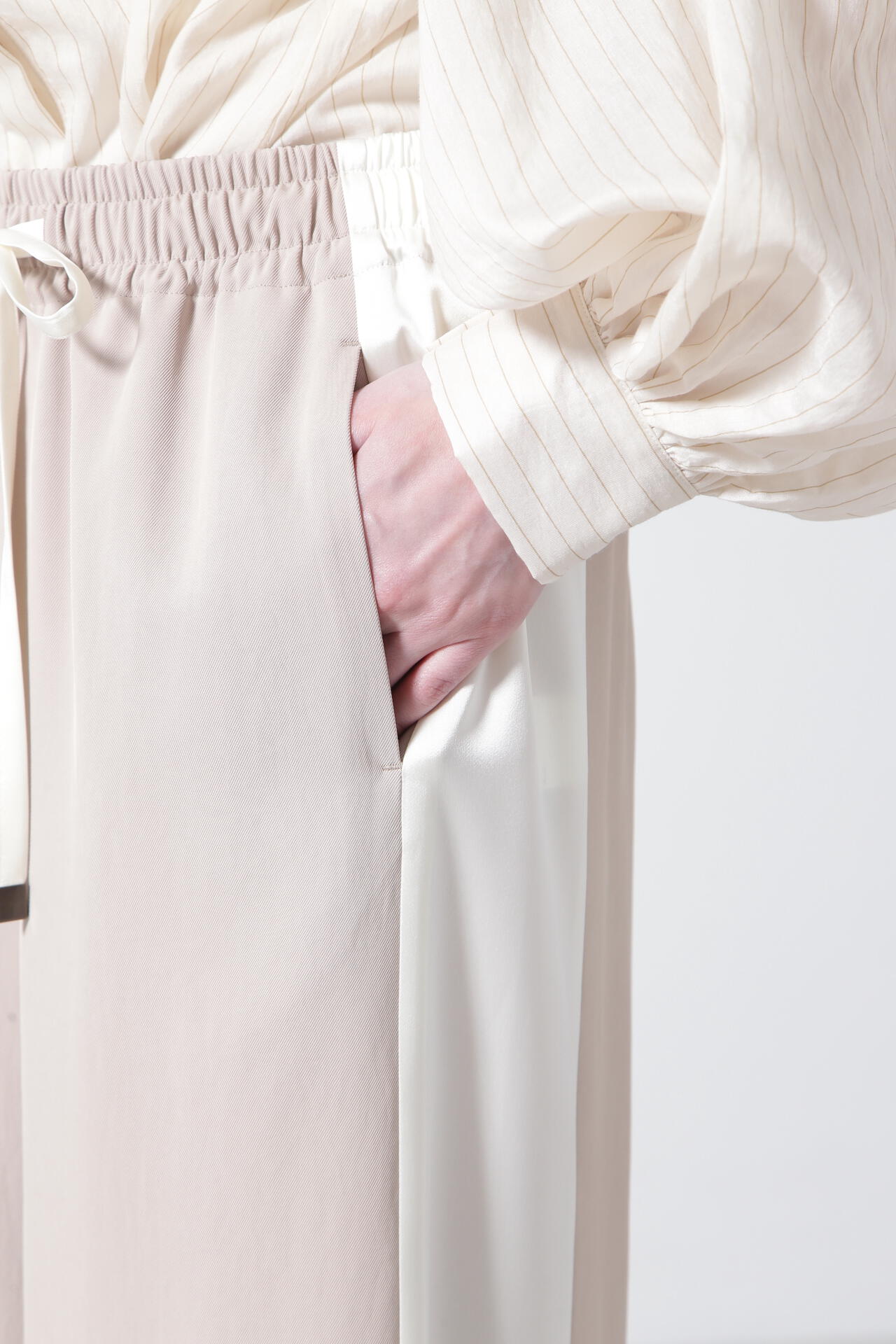 Side Line Wide Pants