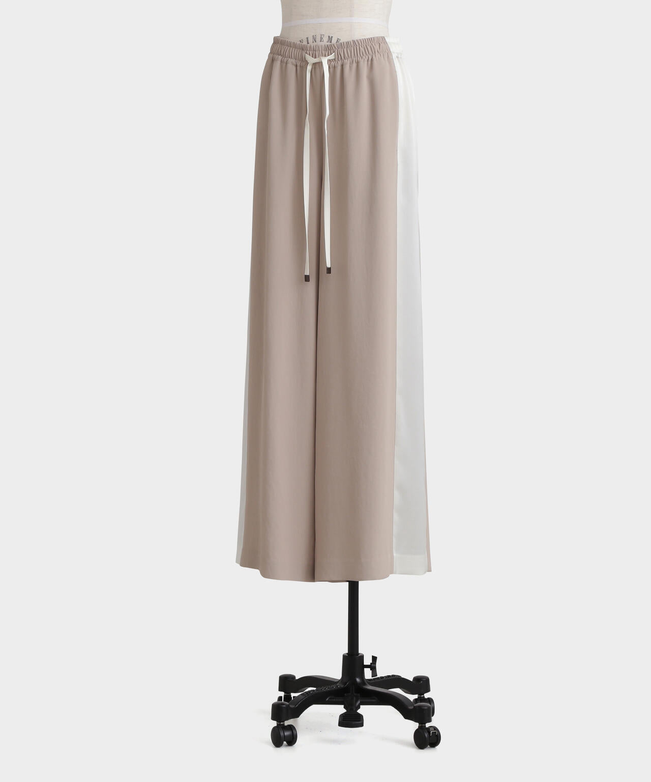 Side Line Wide Pants