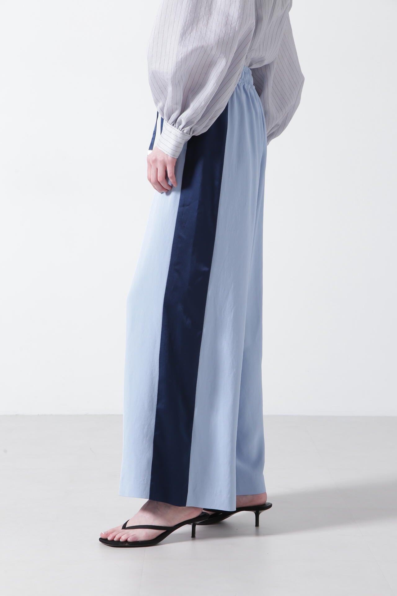 Side Line Wide Pants