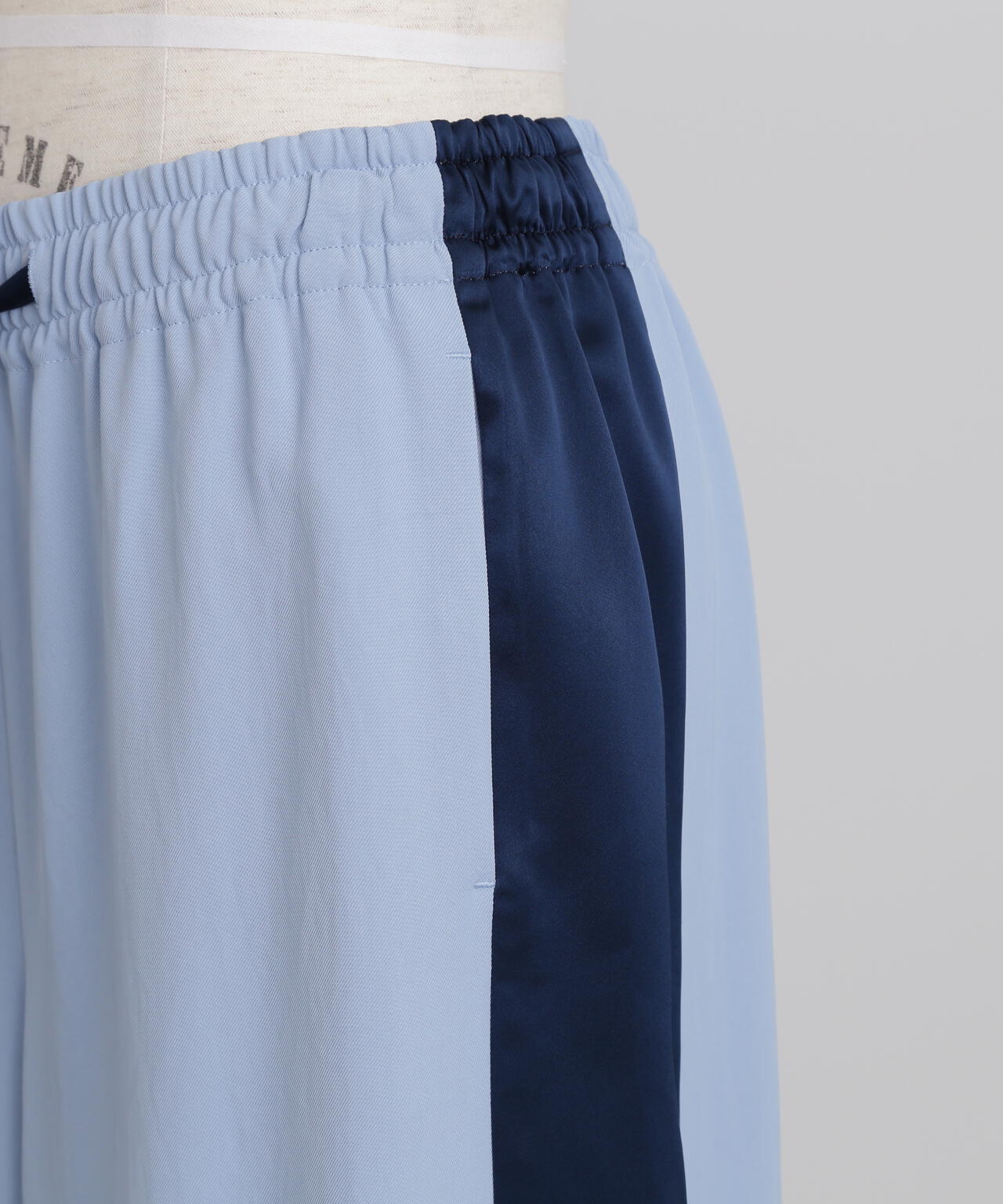 Side Line Wide Pants