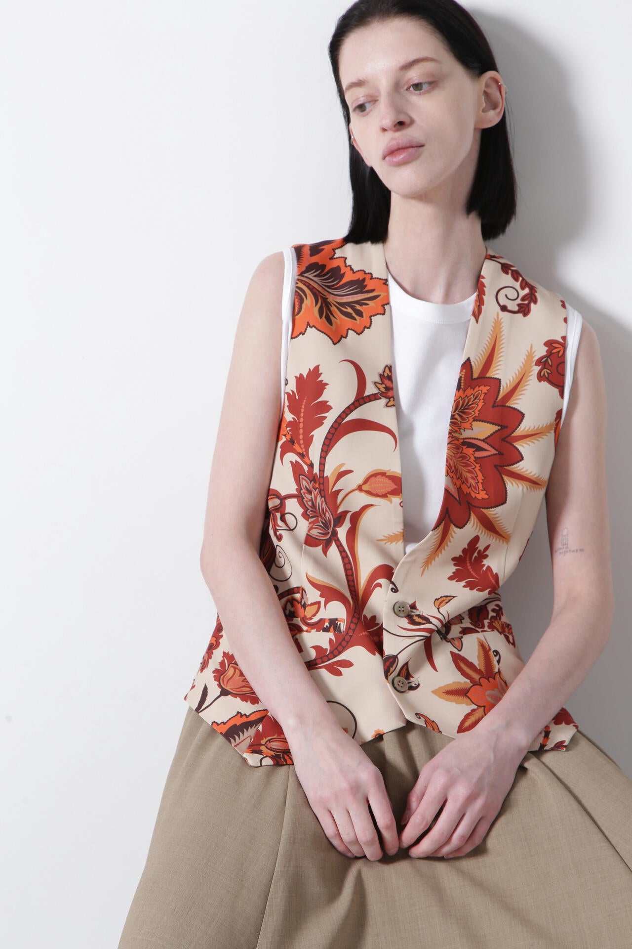 【TV着用】Printed Narrow ilhouette Gilet