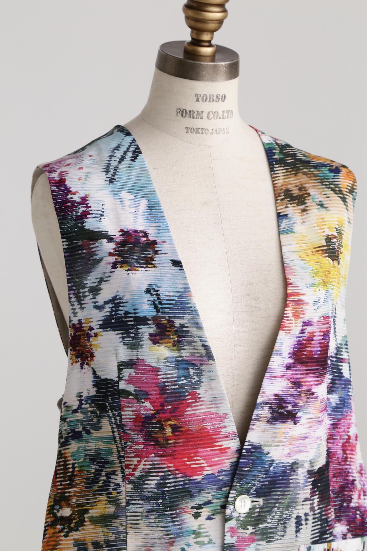 【TV着用】Printed Narrow ilhouette Gilet
