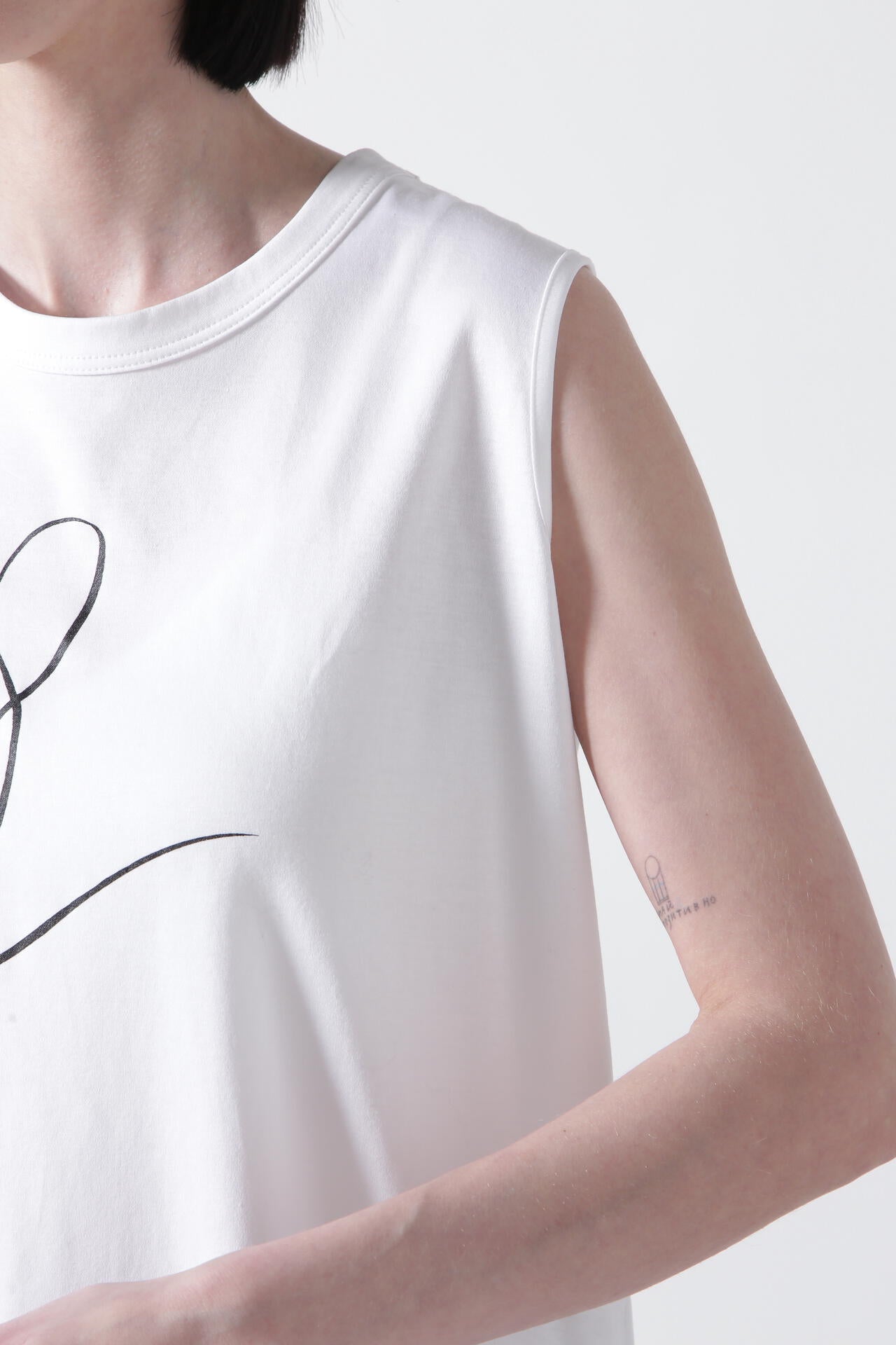 71795325-3c52-5ce4-b11a-b81b29512ff4_Image