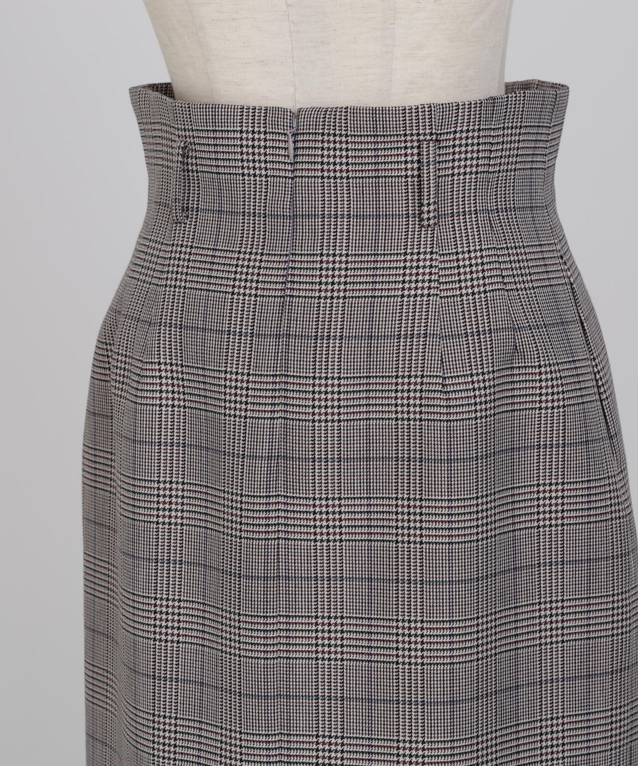 Yarn Dyed I-Line Skirt