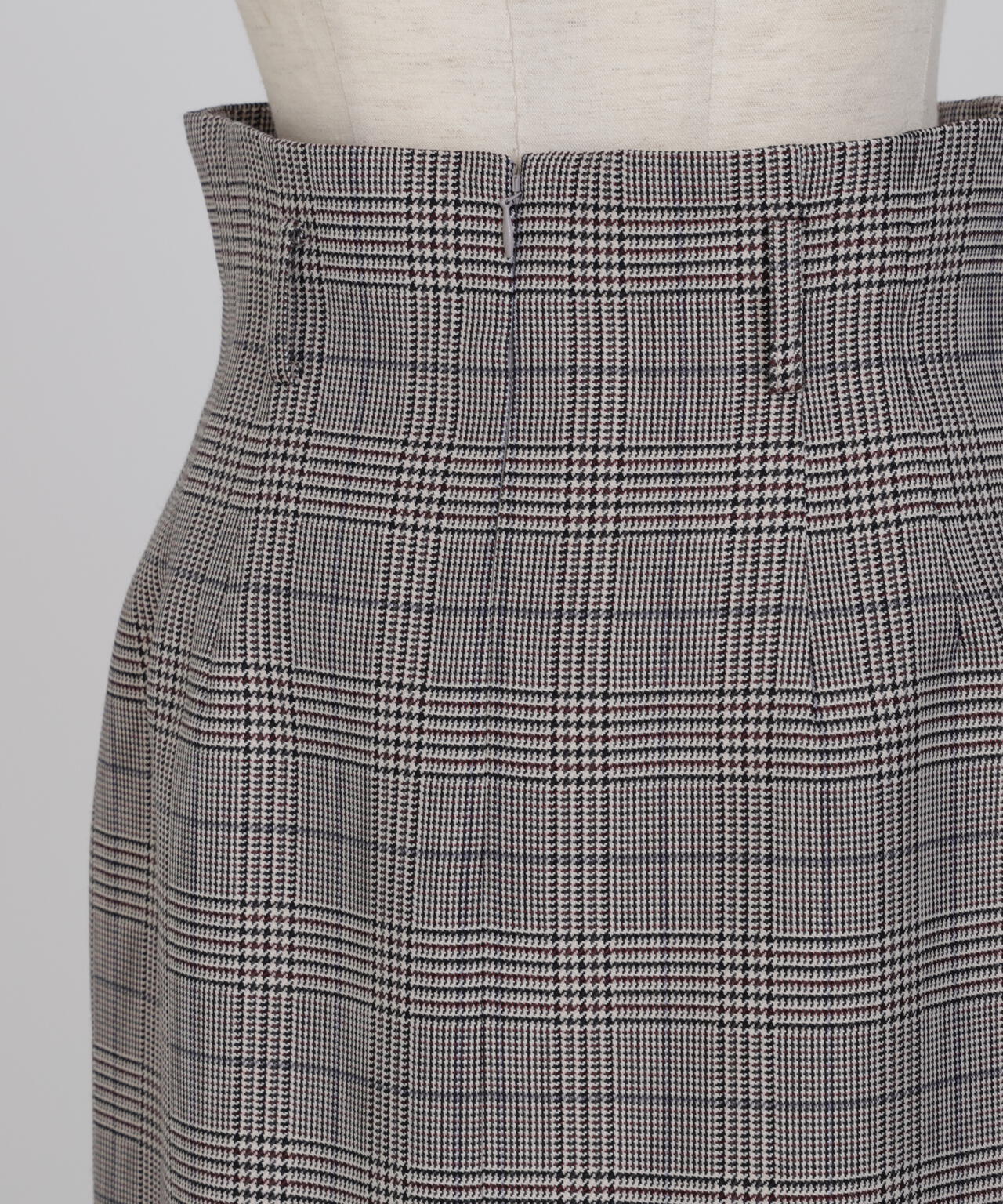 Yarn Dyed I-Line Skirt