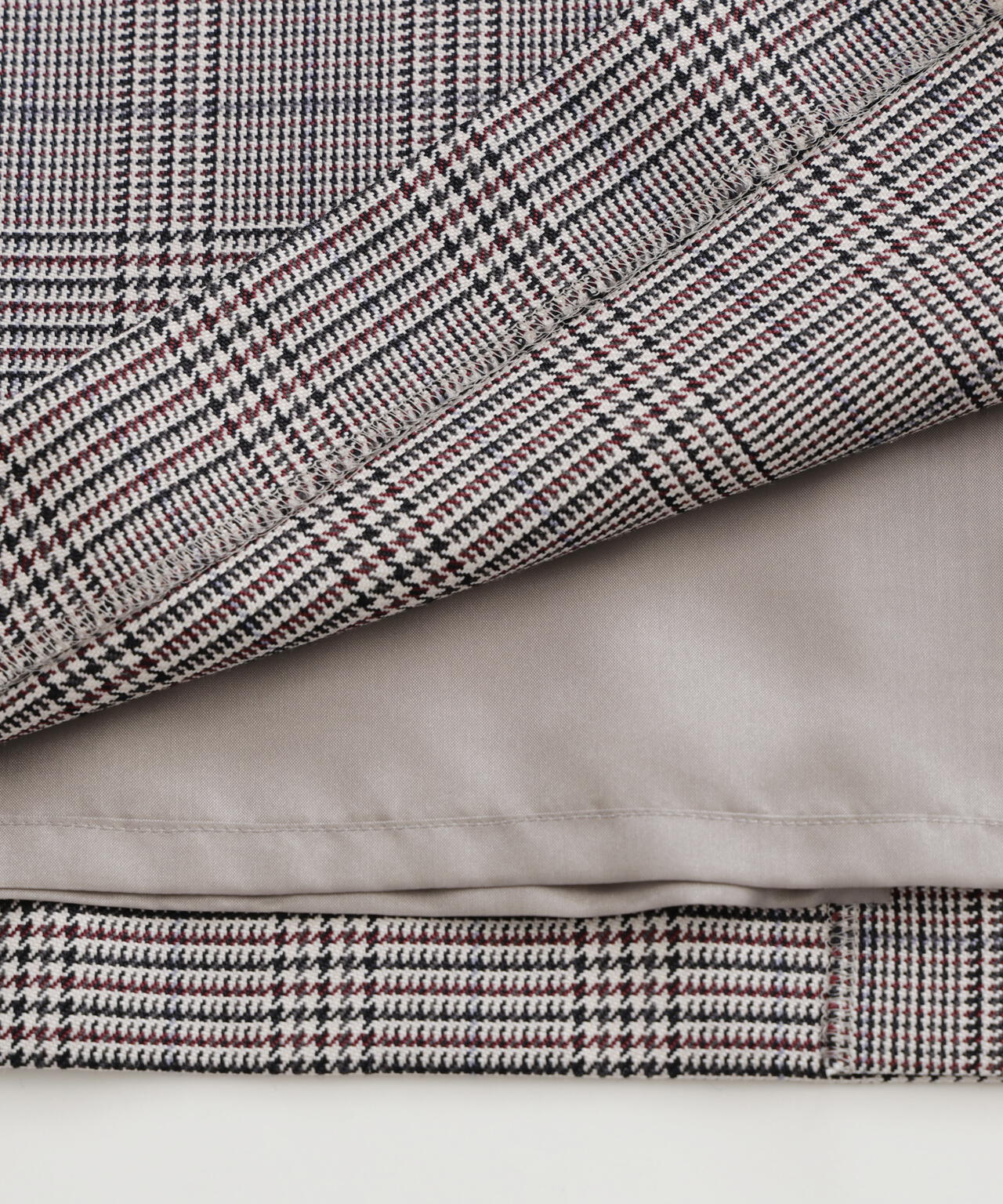 Yarn Dyed I-Line Skirt