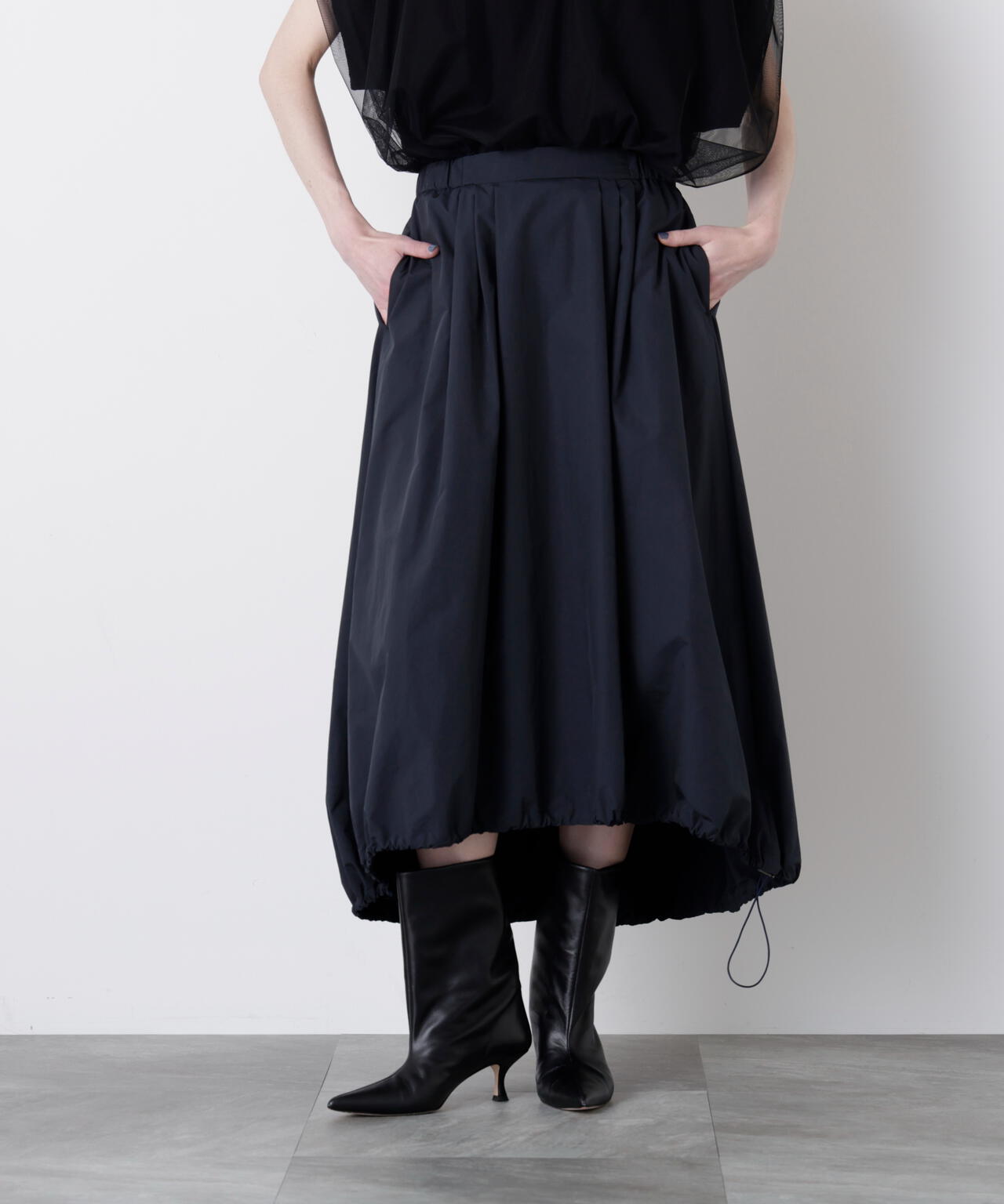 Balloon Silhouette Skirt