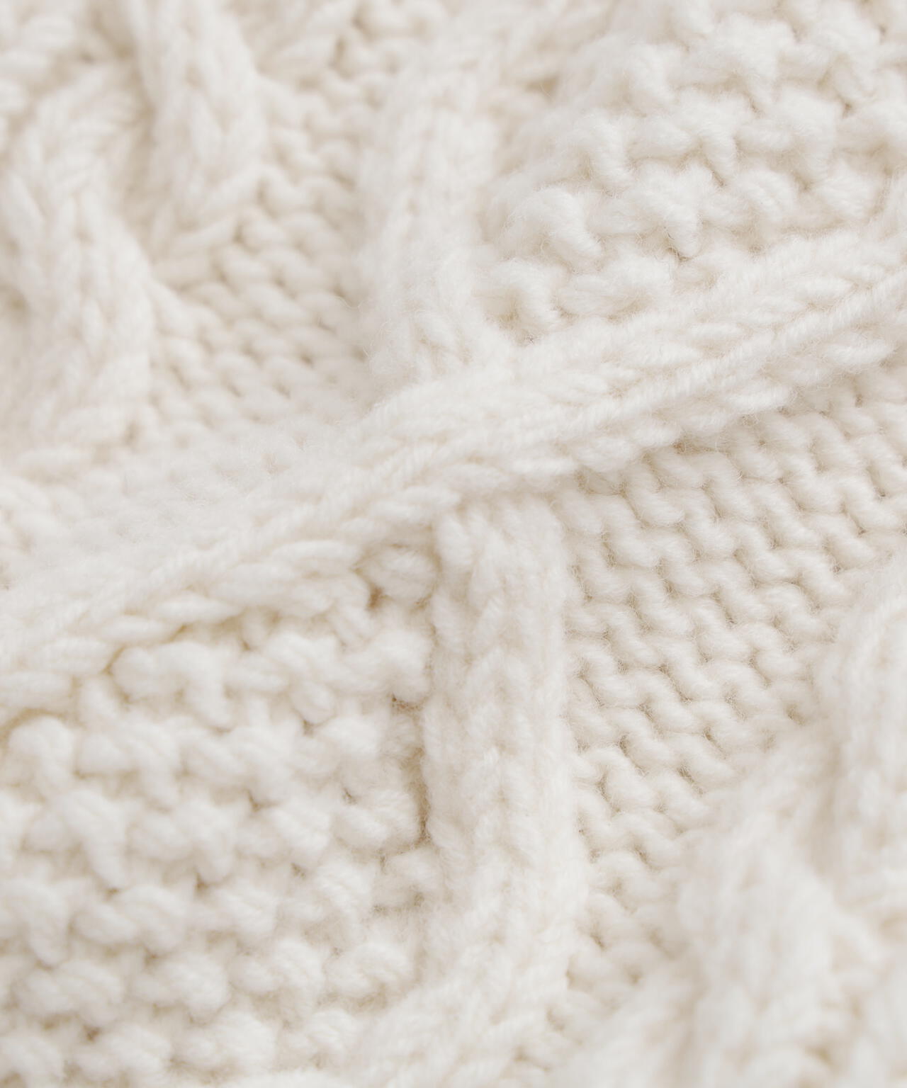 Cable Knit Sleeve Jacket