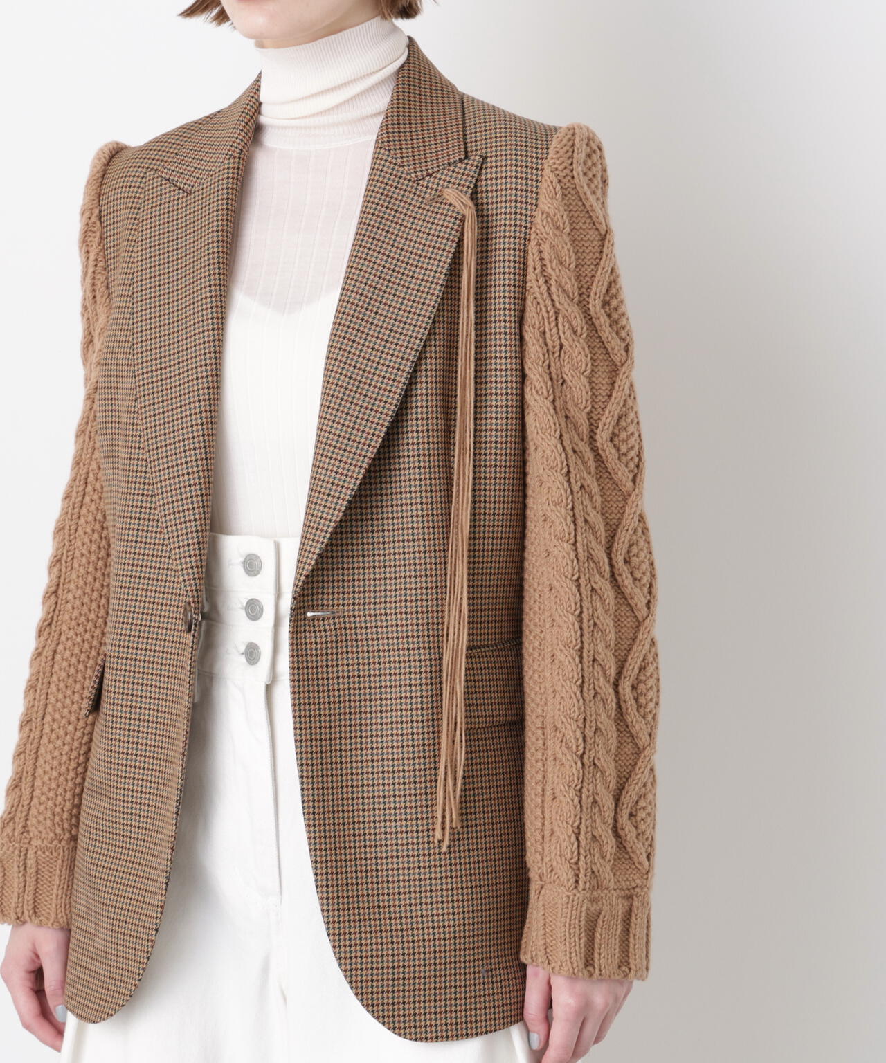 Cable Knit Sleeve Jacket