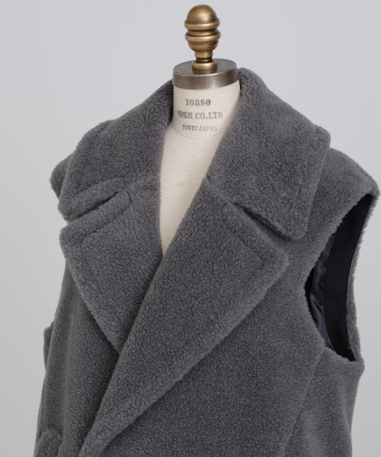 New Silhouette Boa Gilet