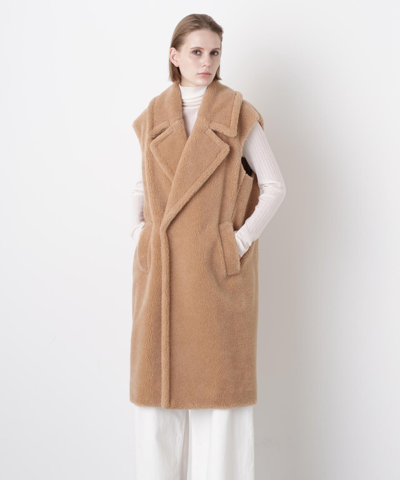 New Silhouette Boa Gilet