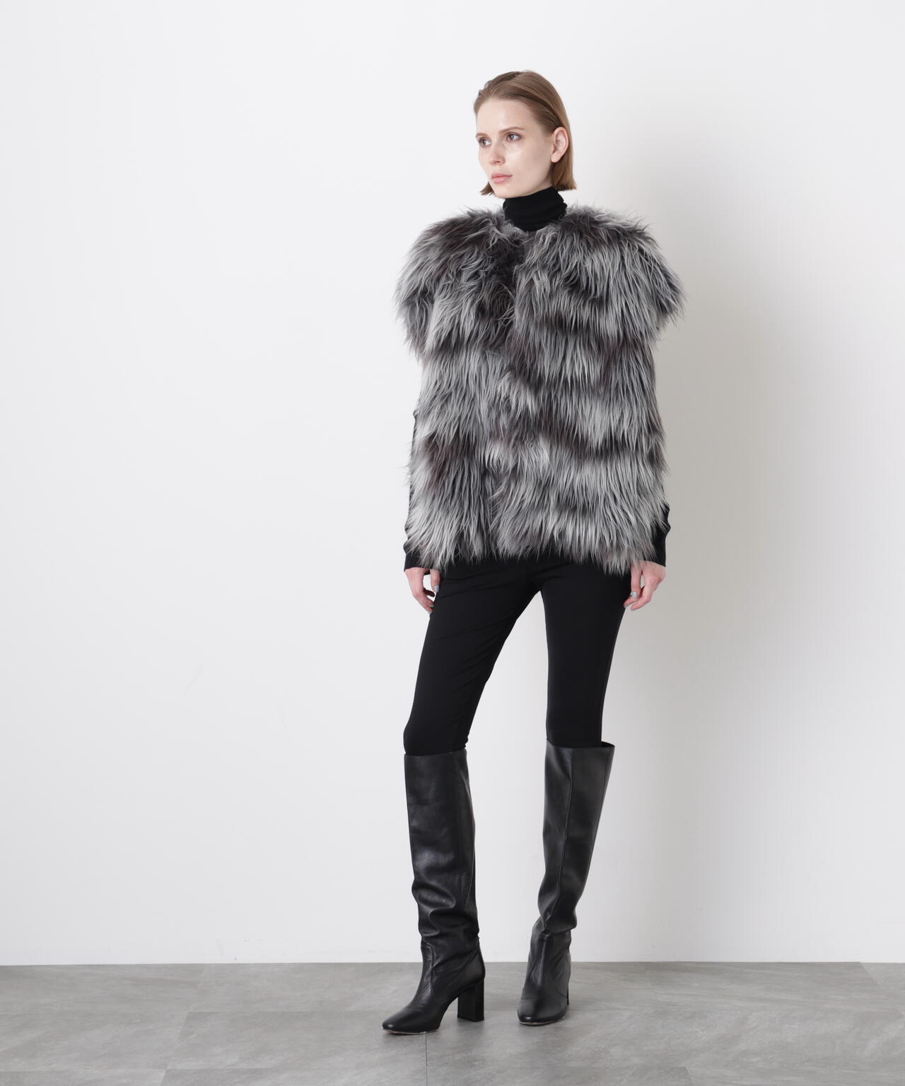 Gradation Dyed Fur Touch Gilet