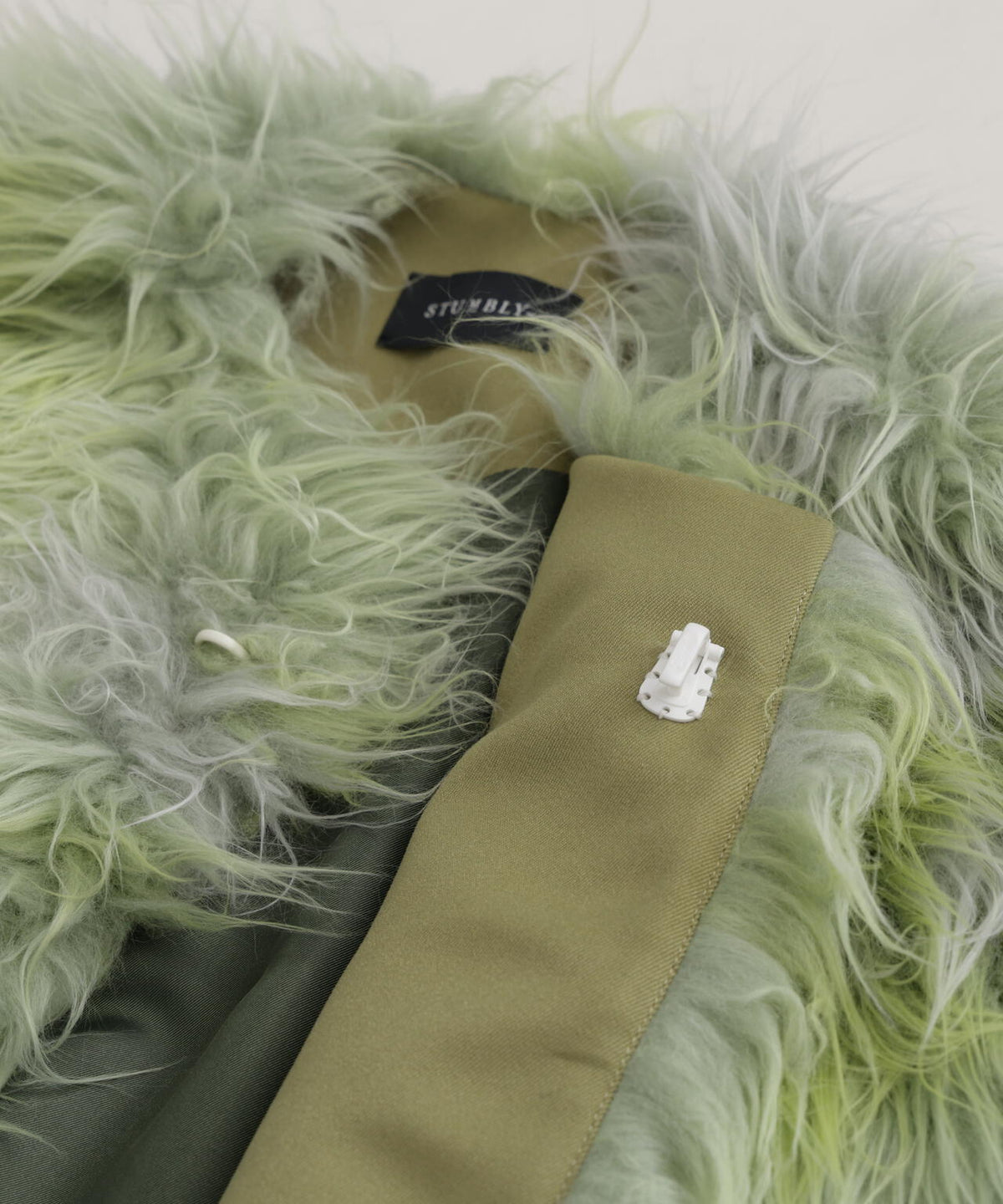 Gradation Dyed Fur Touch Gilet